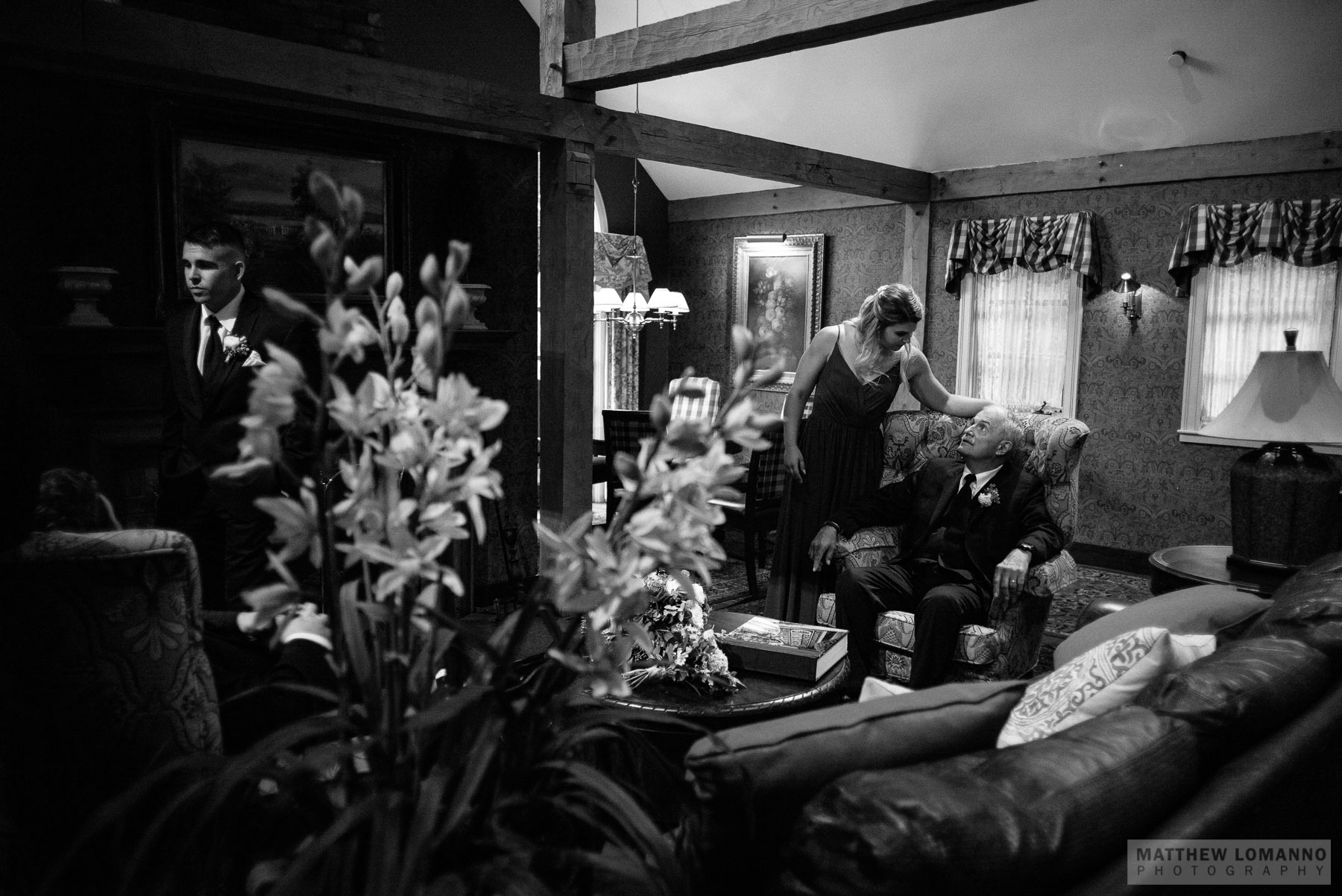 Ashley&Mark_reception_by_Lomanno_0013_web.jpg