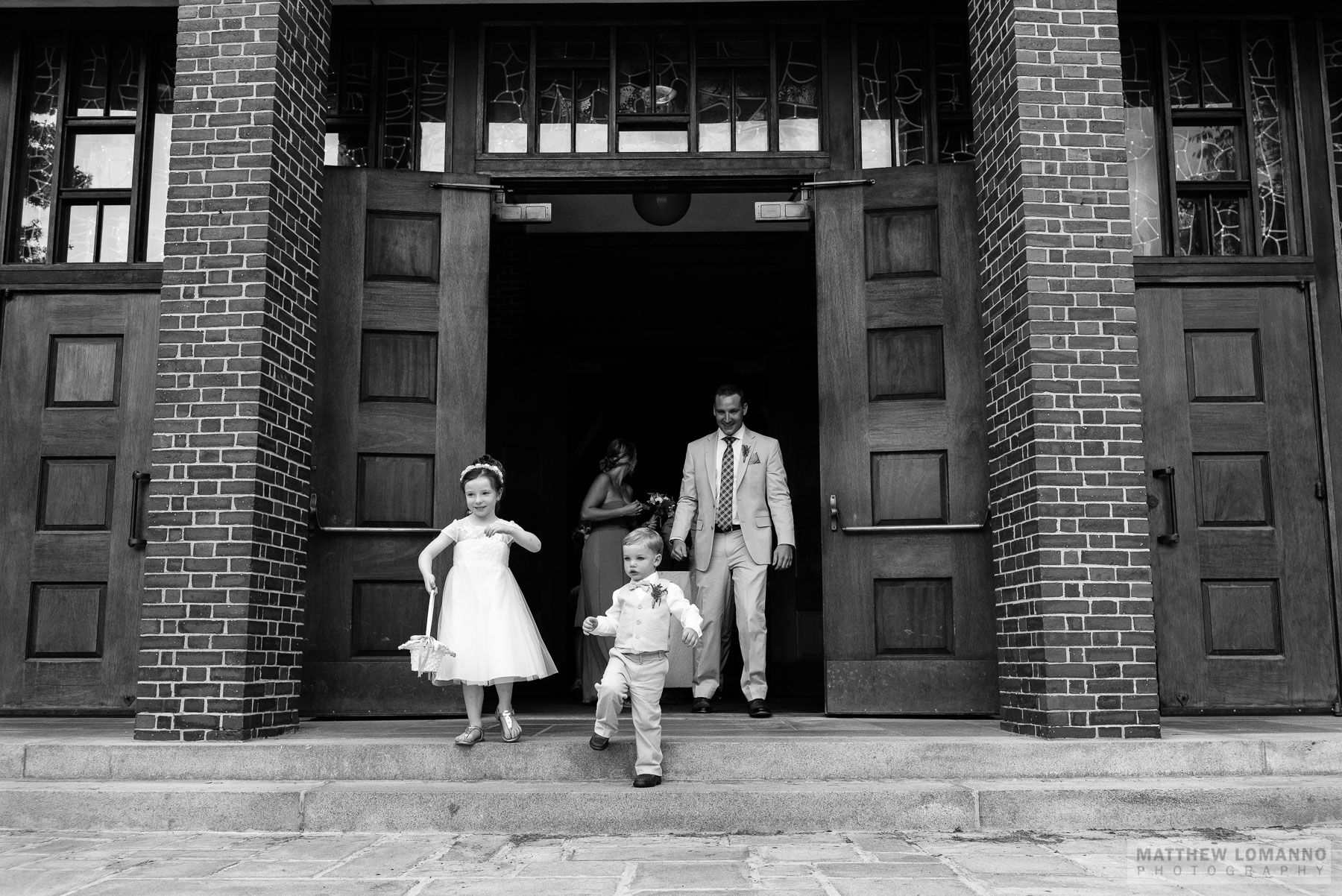 Madeline&Gerin_ceremony_by_Lomanno_0042_web.jpg