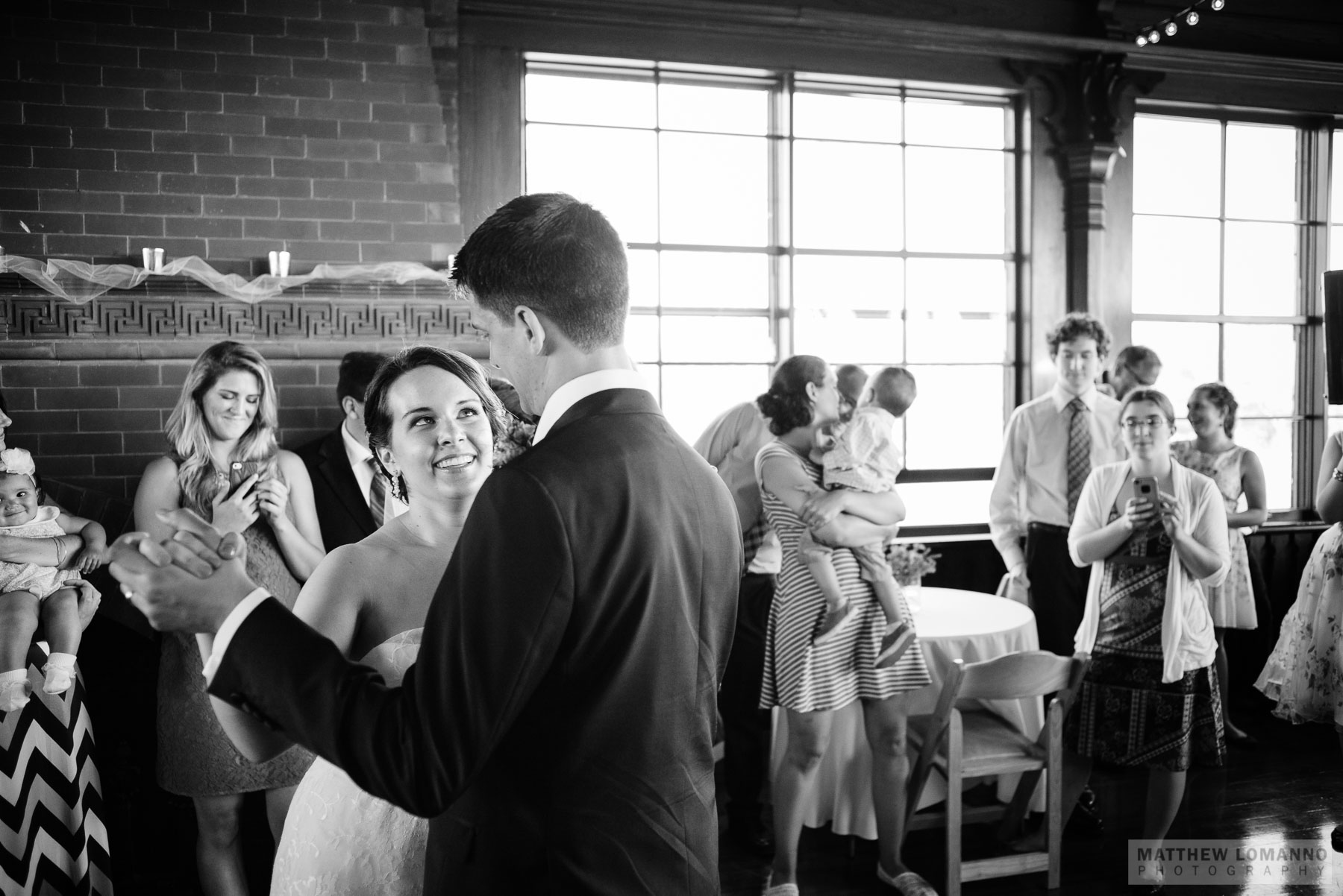 Kathryn&Sam_reception_by_Lomanno_0038_web.jpg