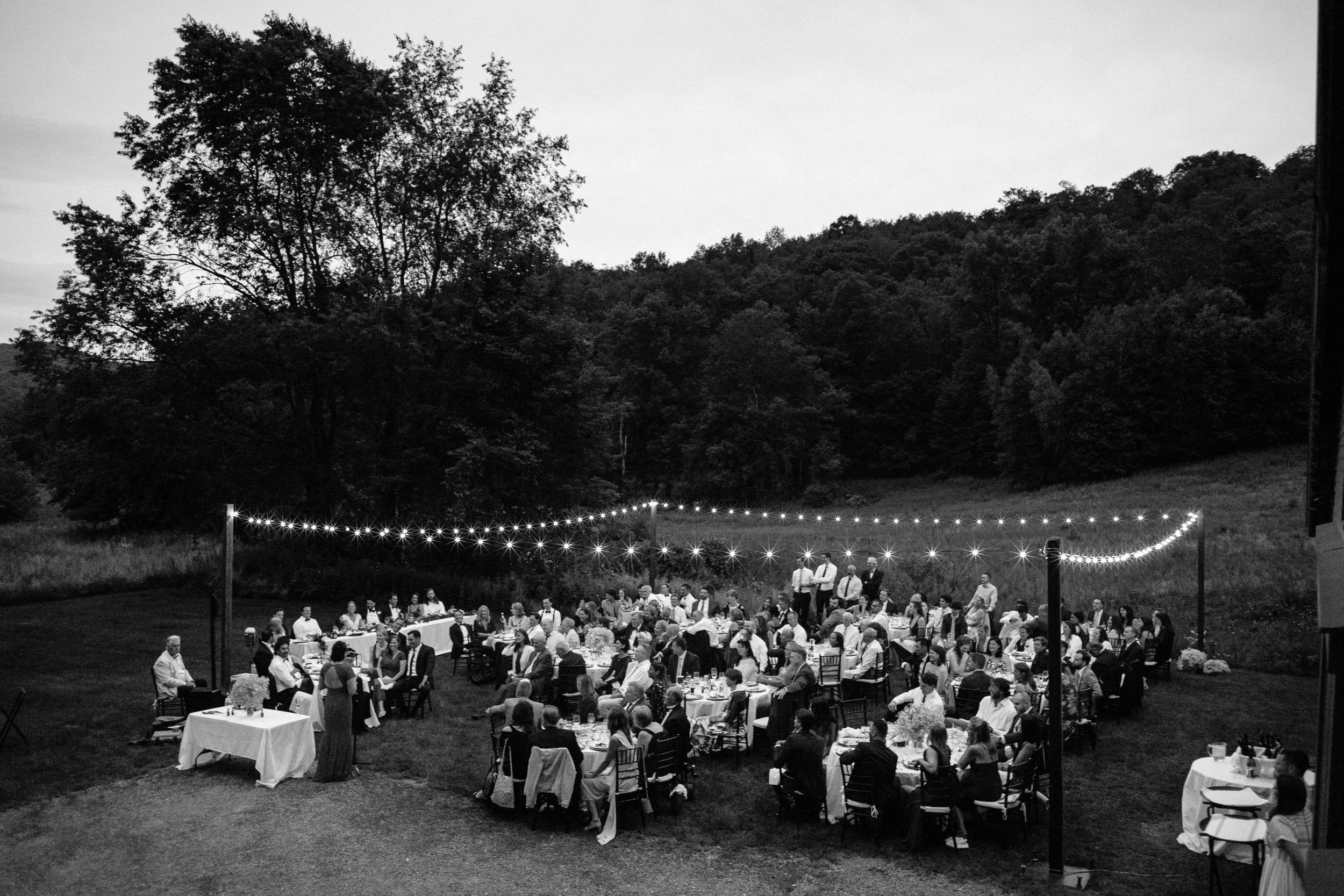 MaryAnn&Josh_reception_June2021_by_Lomanno_00084.jpg