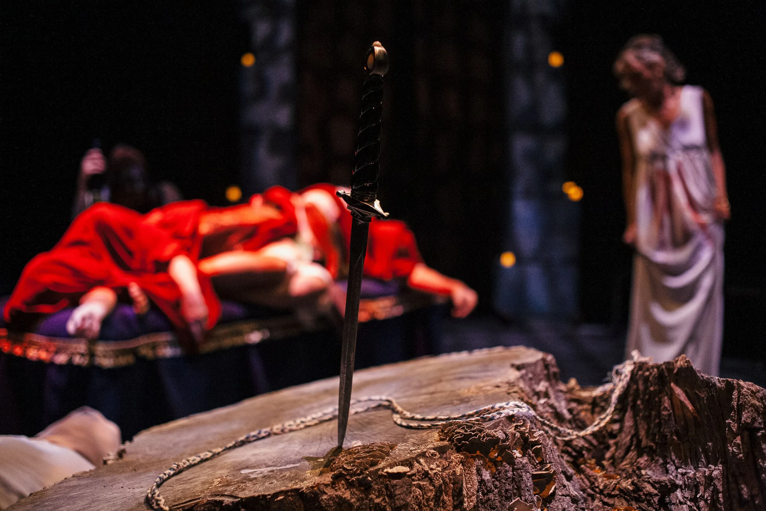 Agamemnon_production_kapow_Sept2011_by_Lomanno_00610.jpg