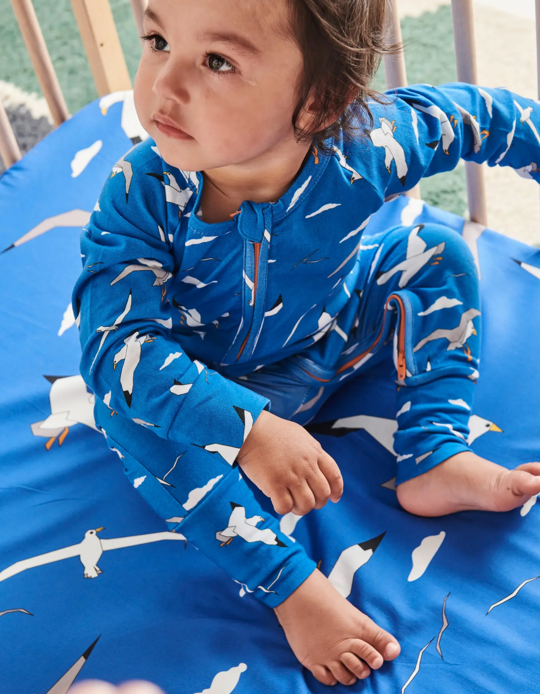 Roscher-Creative-Kip&Co-Textile-Print-Gulls-Apparel.jpg