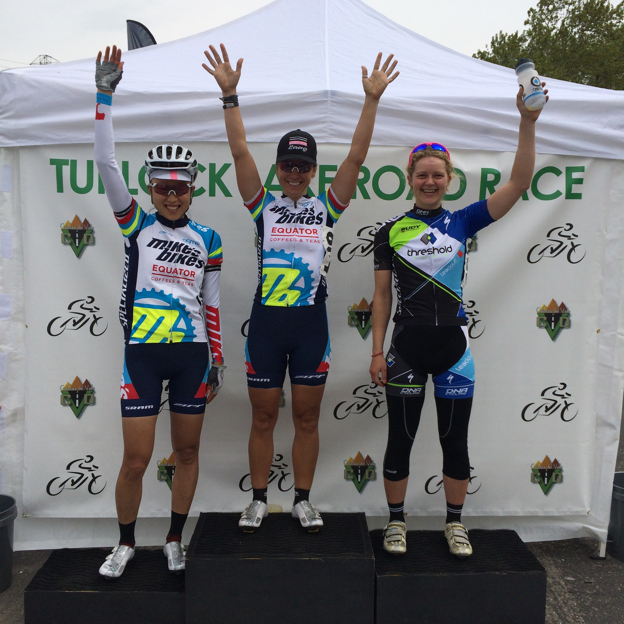 Ivy Wang (finished 3rd) broke away early in the race and secured Team Mike's Bikes p/b Equator a podium finish. Dana Martin bridged and was able to come away with a victory.