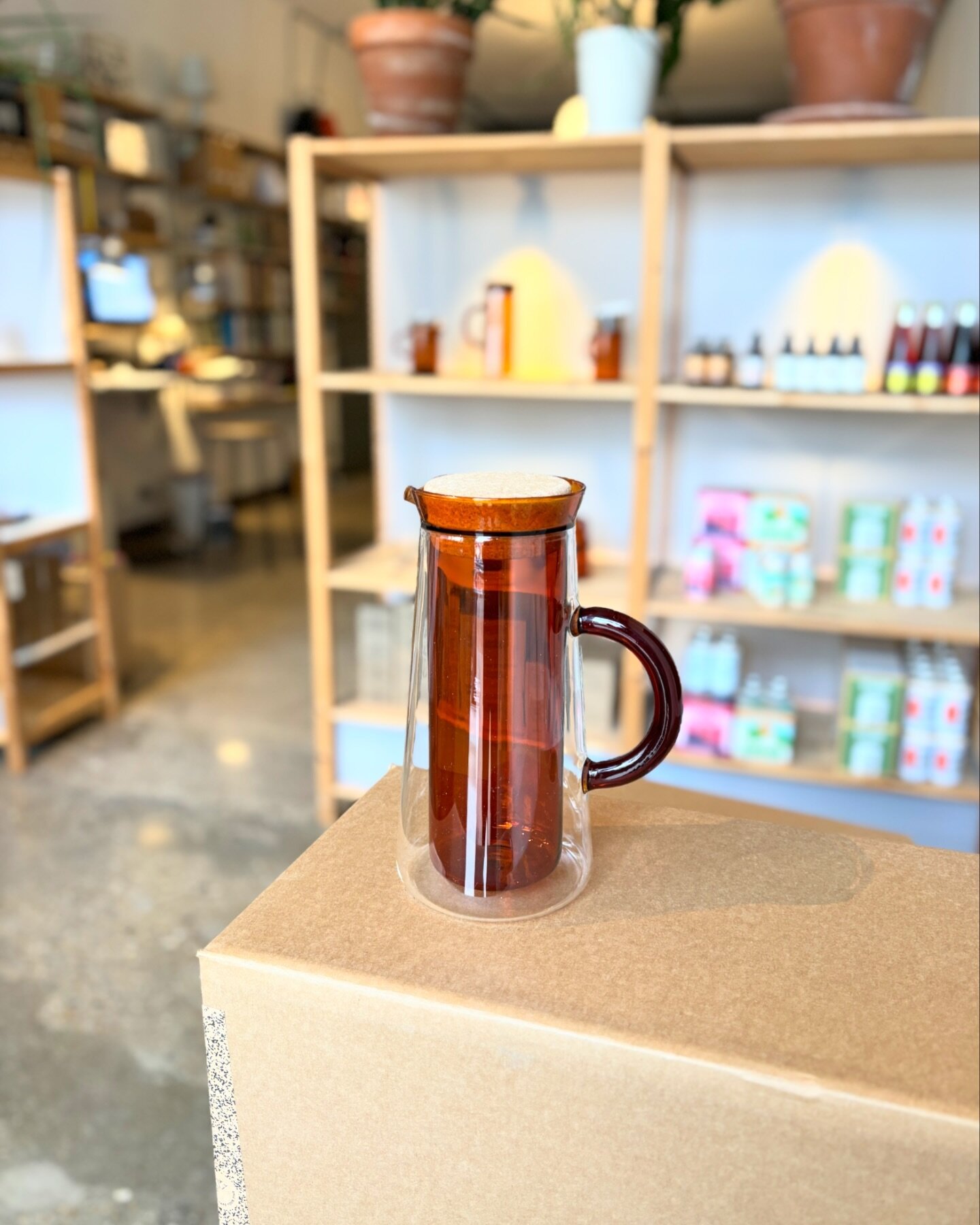 The Slow System Pitcher is here! Pre-orders are starting to ship out, and local Chicago pick up is available this week from our storefront/studio:

▪️Thursday March 14: 12-5
▪️Friday March 15: 11-3
▪️Saturday March 16: 11-3

📍4432 N Kedzie Ave in Ch