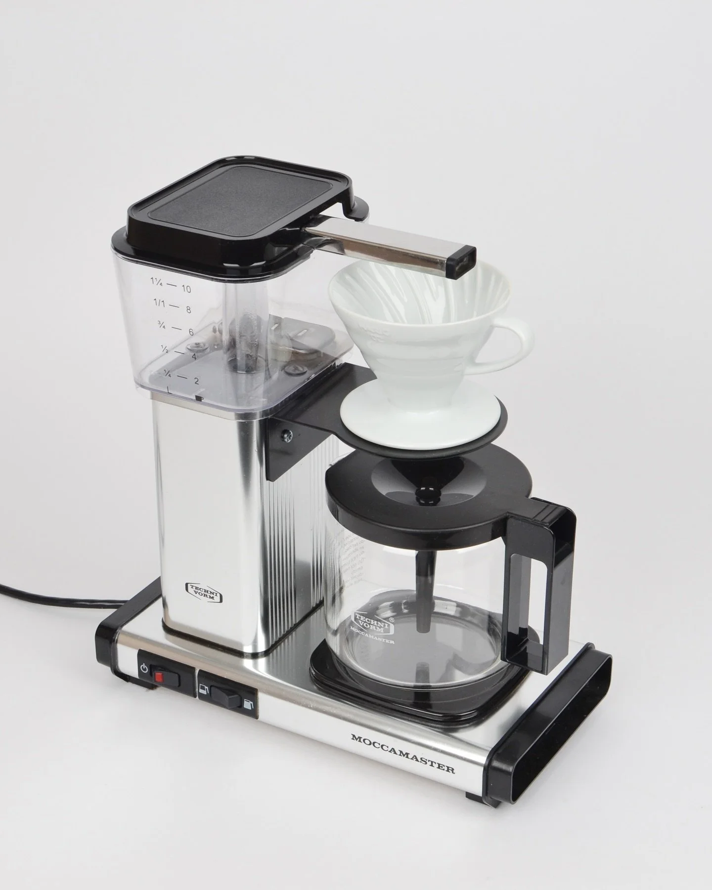🆕 Semi-Manual: hacking the Moccamaster

The &ldquo;Semi-Manual Bracket&rdquo; is an upgrade for the Technivorm Moccamaster that allows you to eliminate the stock plastic dripper and use a Hario v60 or other pour over cone. The performance matches th