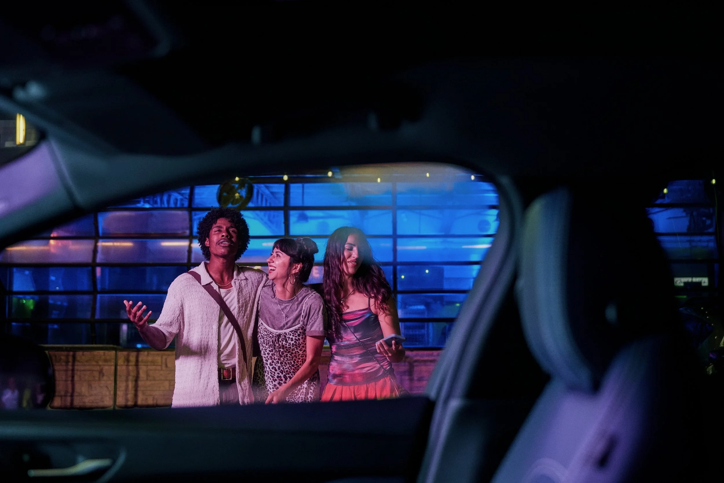 Day_06_Meteor-Approaching-Car_011260.jpg
