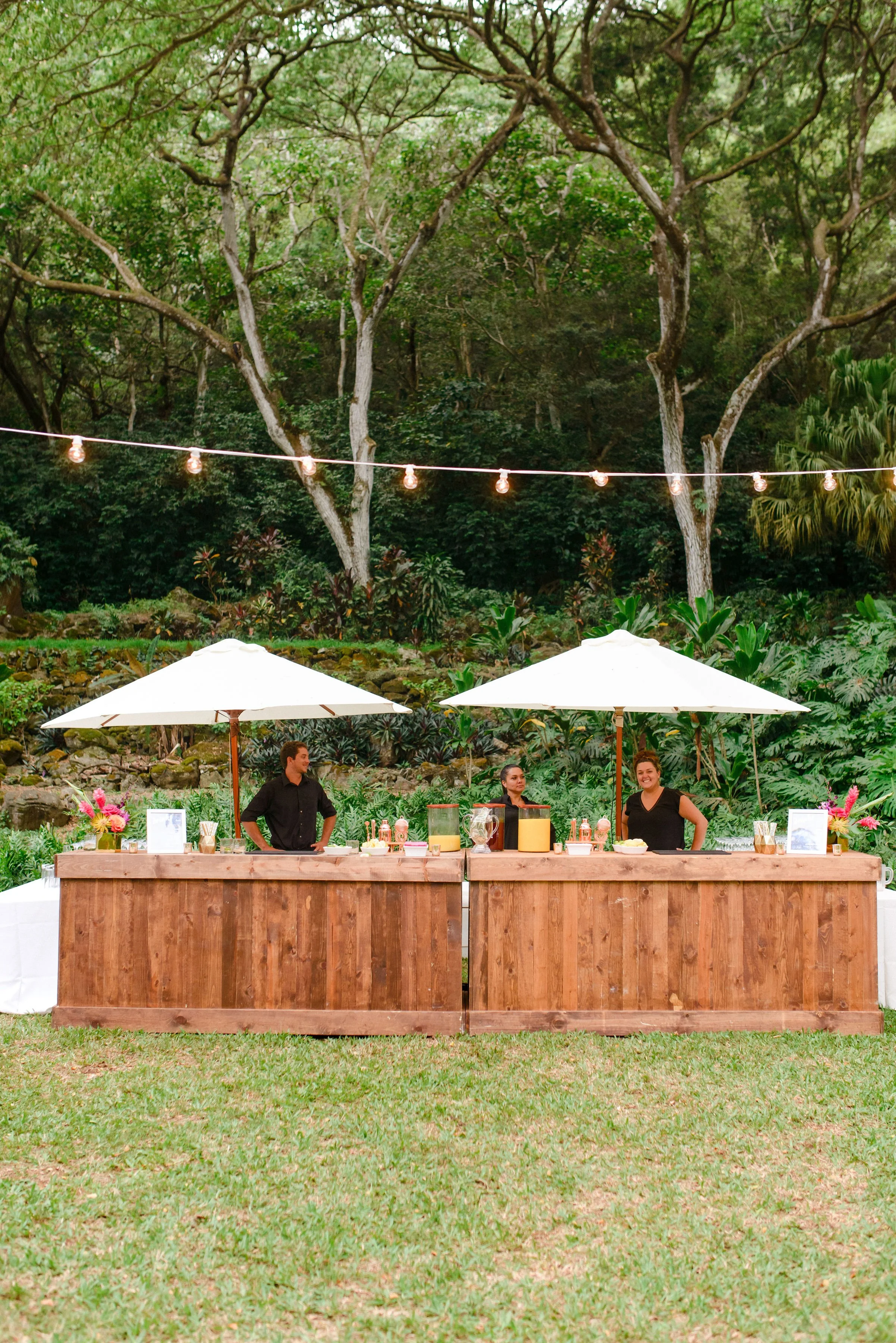 oahu-hawaii-starry-waimea-valley-wedding-reception-details- (153).jpg