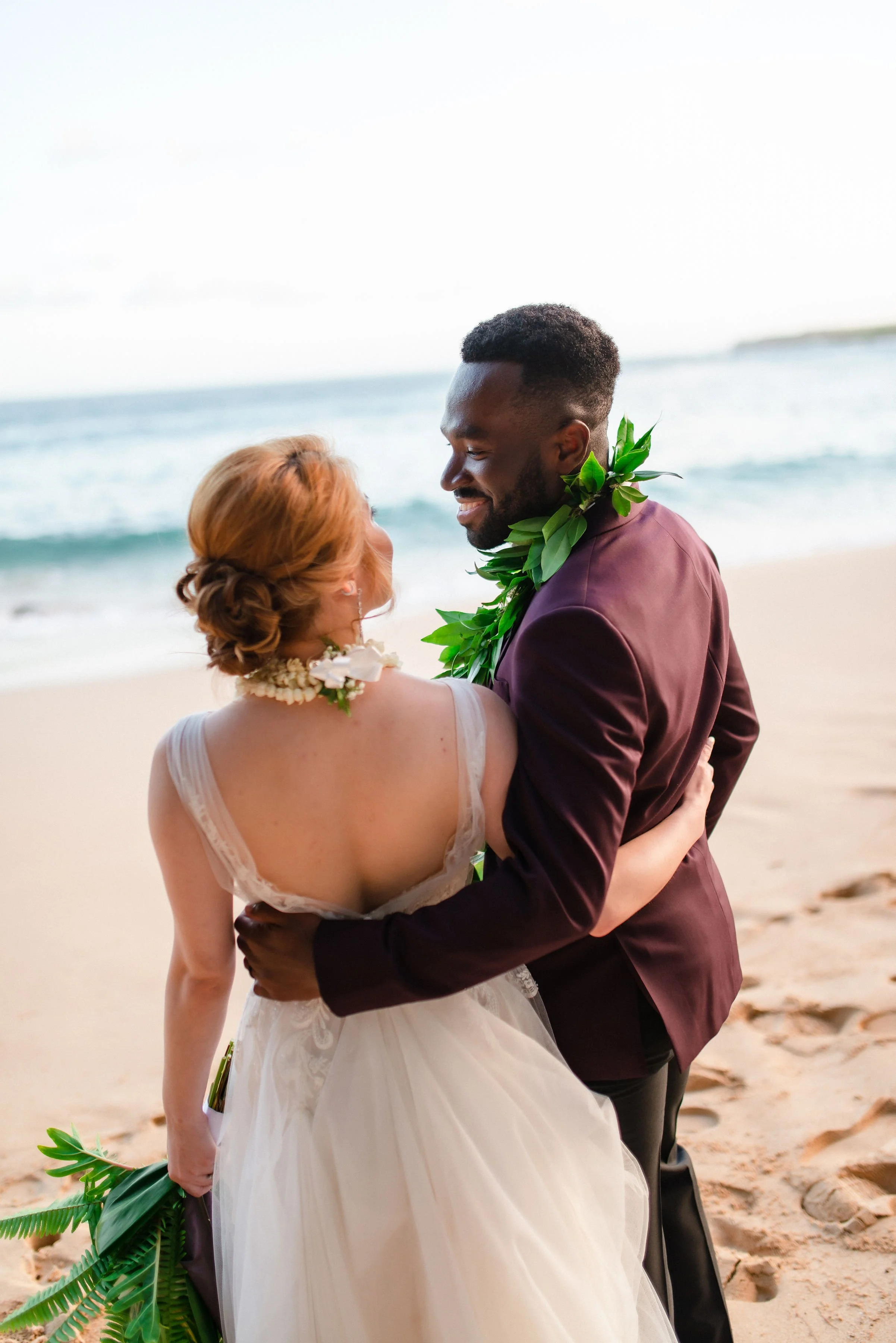 tropical-kauai-shipwreck-beach-wedding(128).jpg
