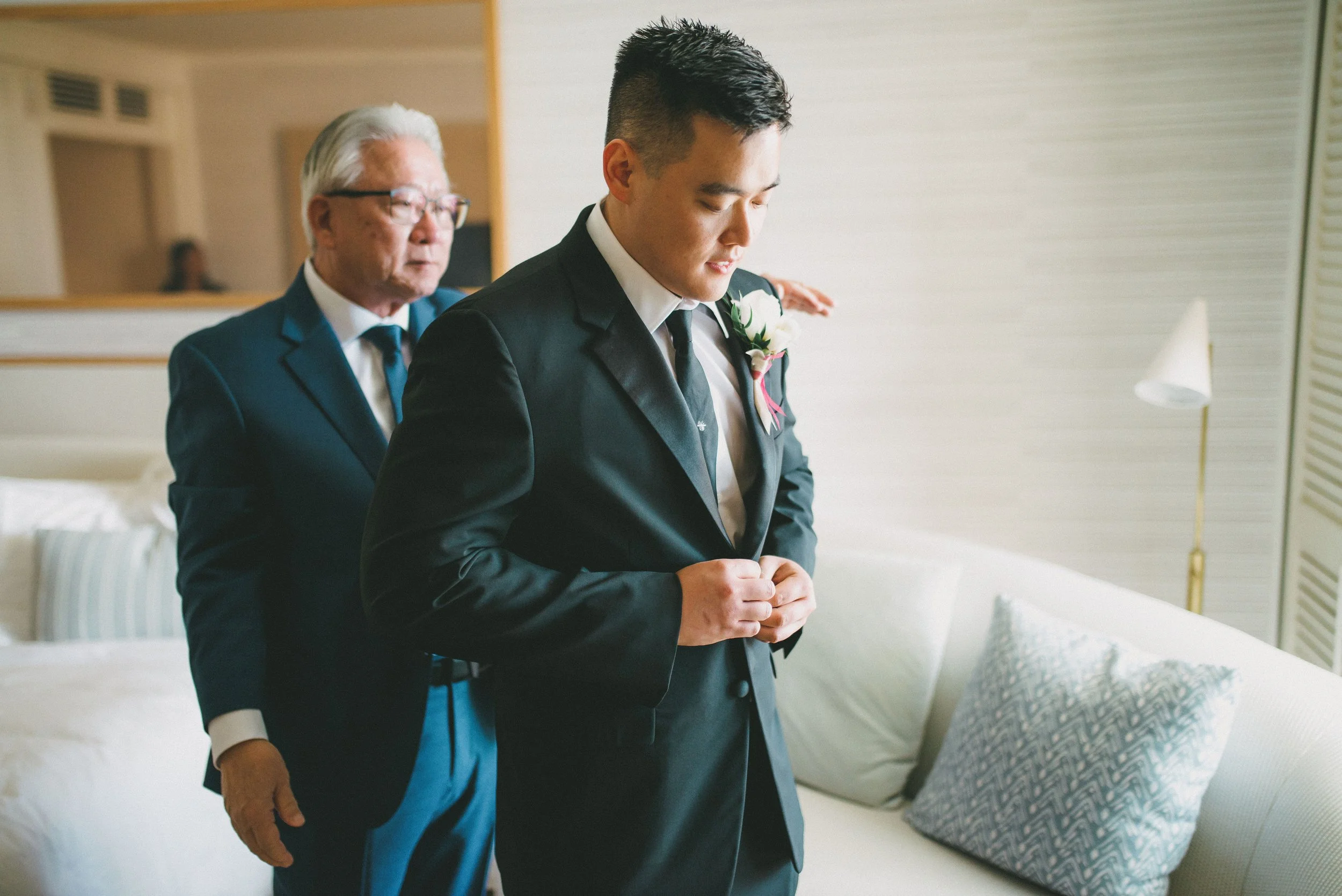 halekulani-hotel-wedding-venue-phototgrapher (20).jpg