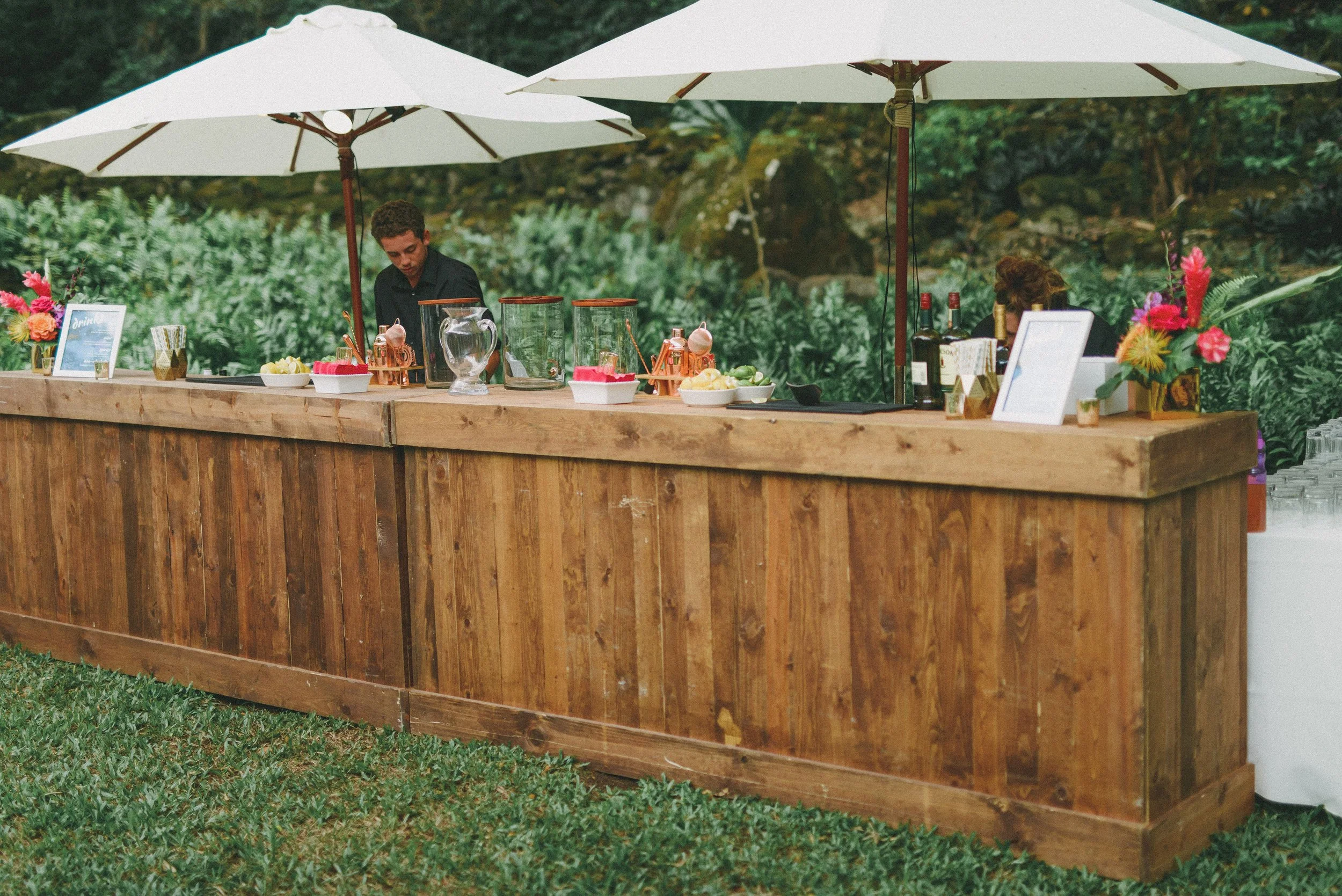 colorful-waimea-valley-wedding-reception-blue- (21).jpg