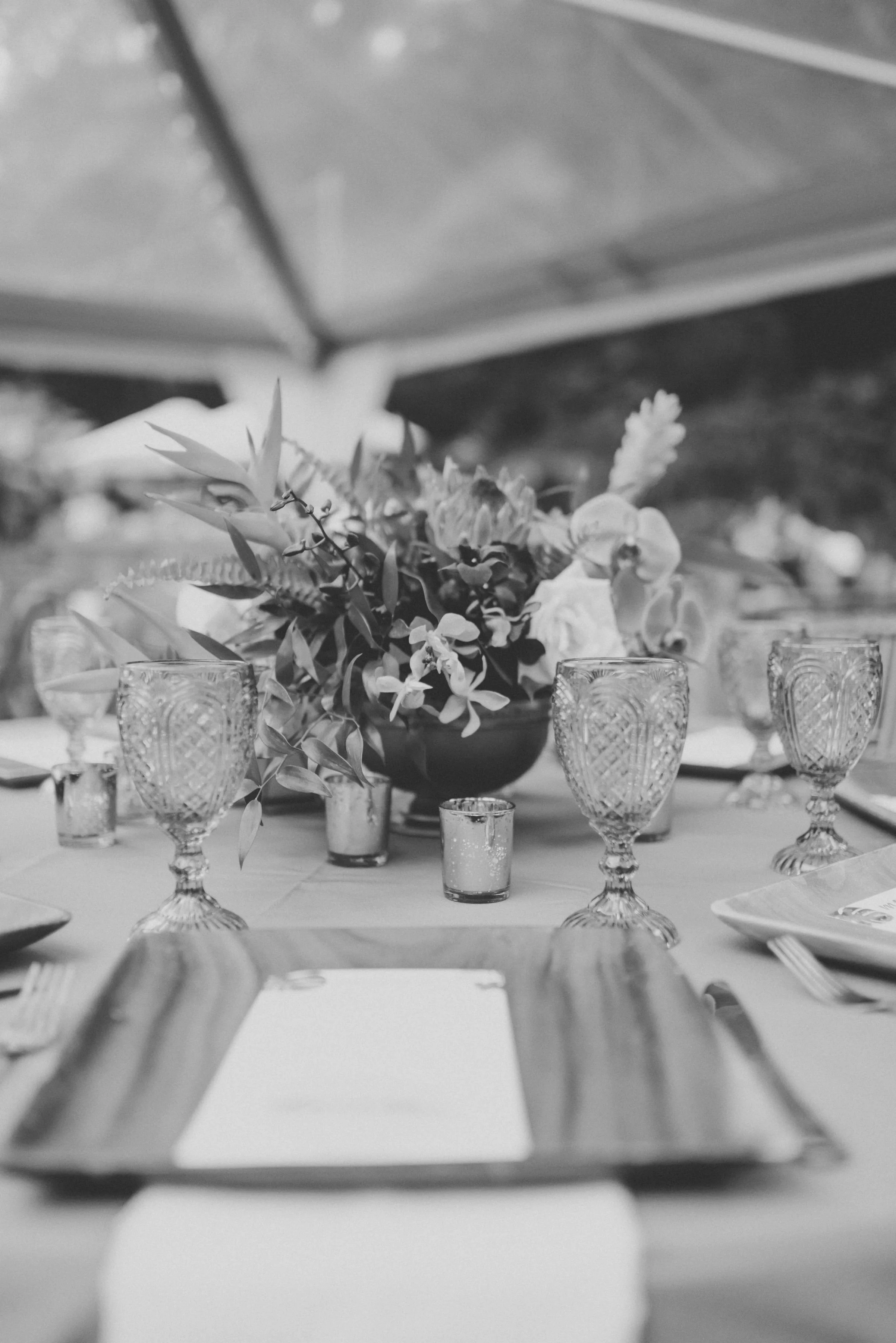 romantic-waimea-valley-wedding-reception-blue- (25).jpg