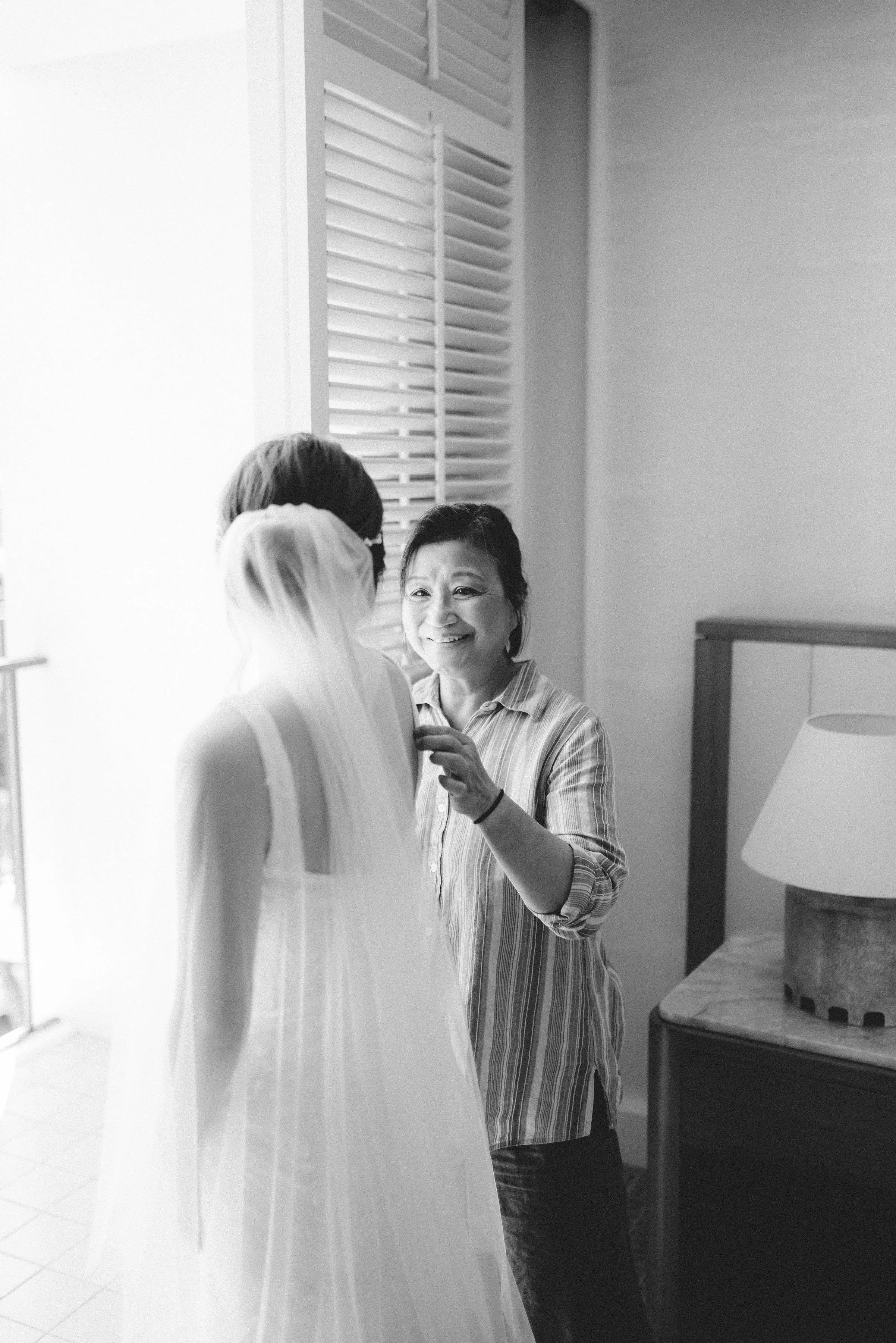 halekulani-hotel-wedding-venue-phototgrapher (12).jpg
