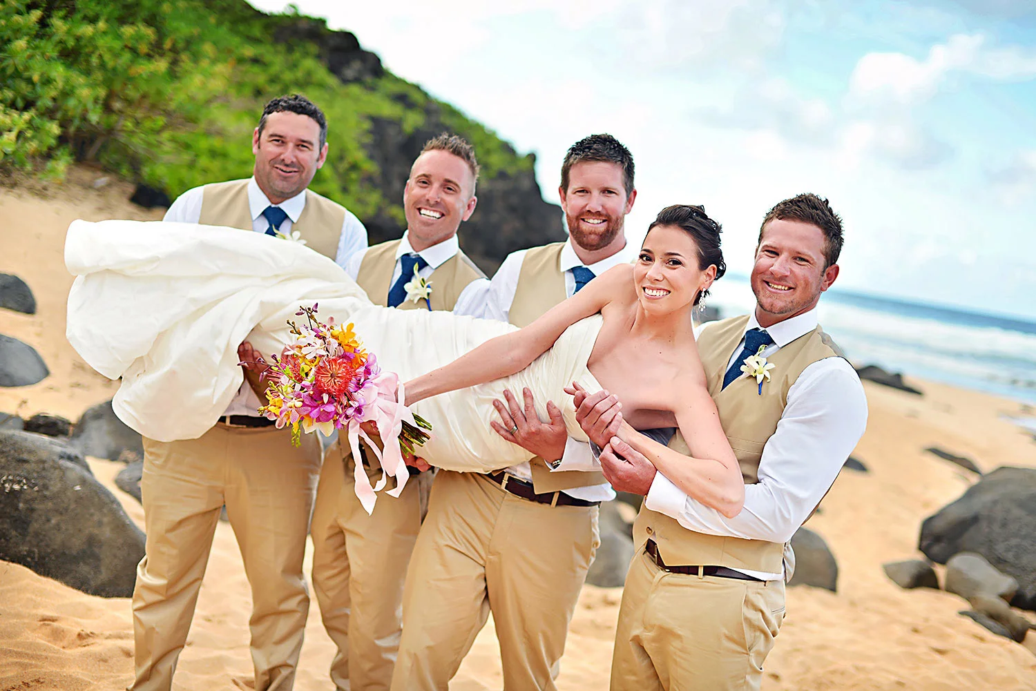 Kauai-Island-Hawaii-wedding-photo-(80).jpg