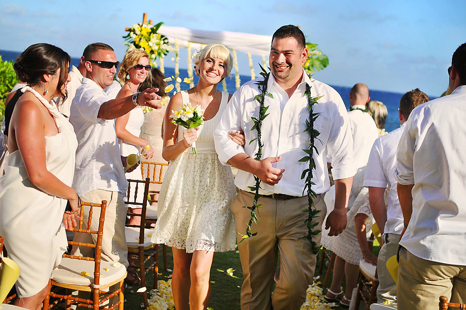 Kauai-Island-Hawaii-wedding-photo-(101).jpg
