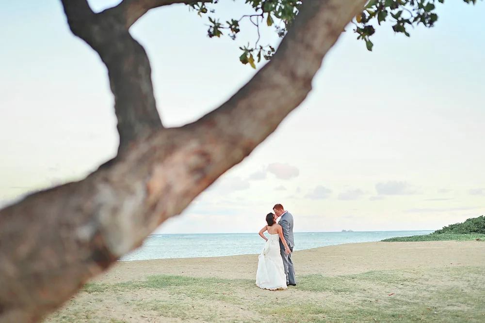 Oahu+Island+Hawaii+wedding+photo+(71).jpg