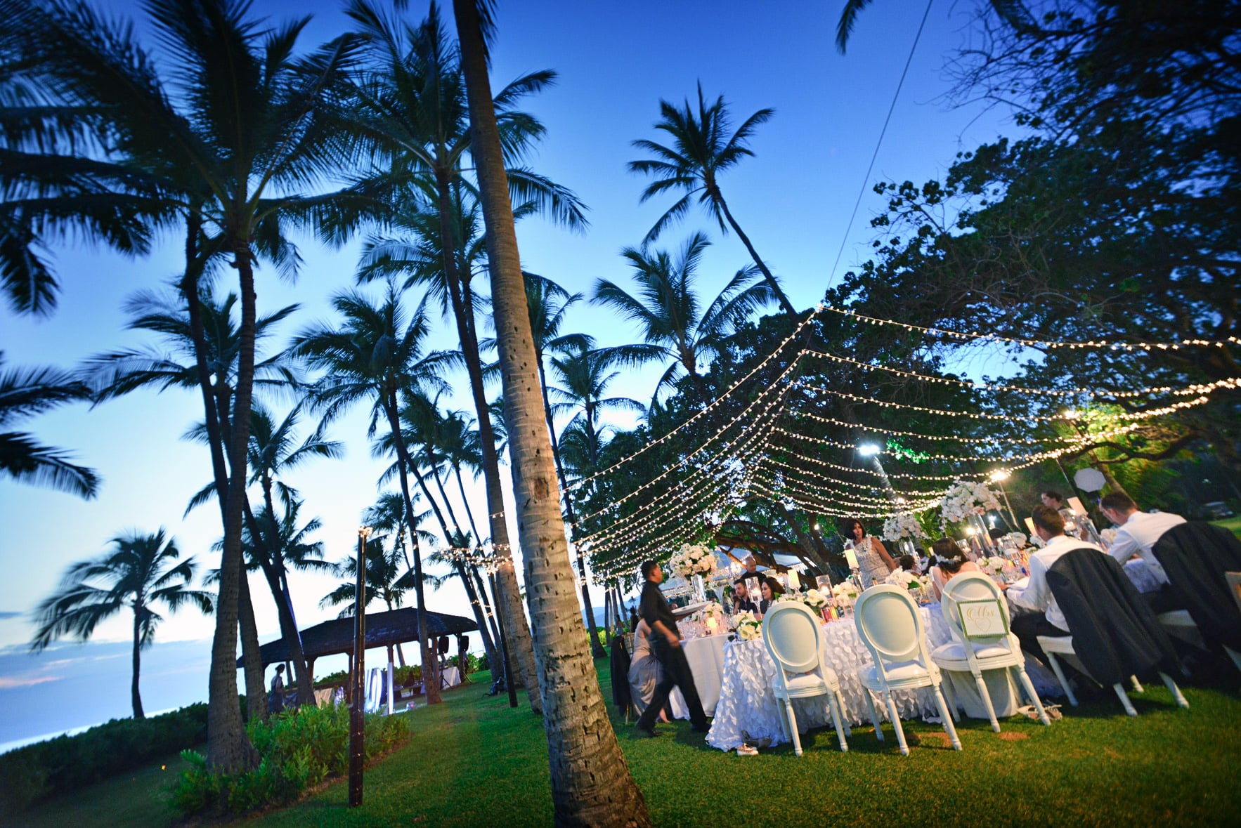 lanikuhonua beach wedding oahu hawaii stephen ludwig021.jpg