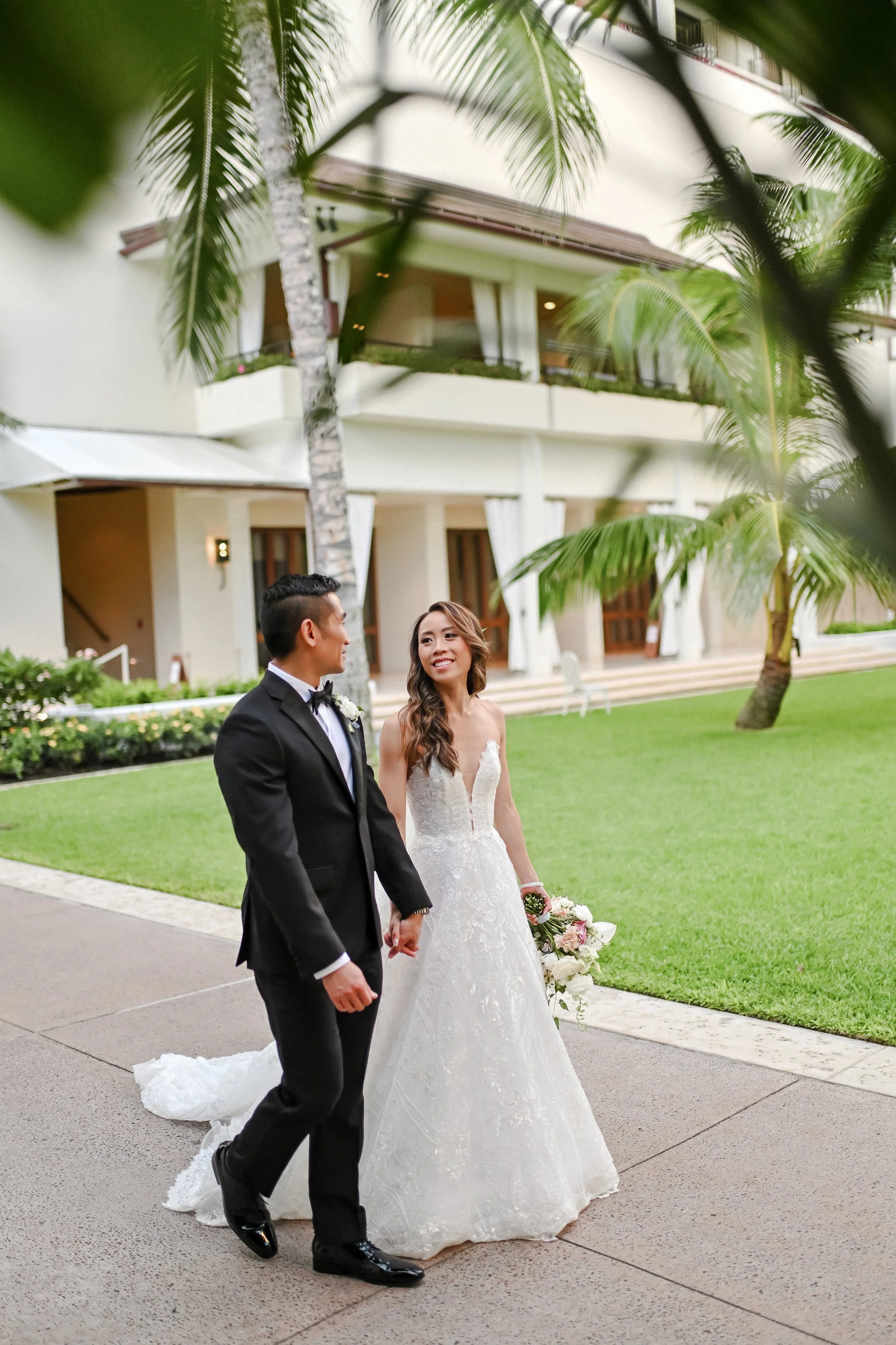 halekulani-hotel-wedding-venue-phototgrapher (156).jpg