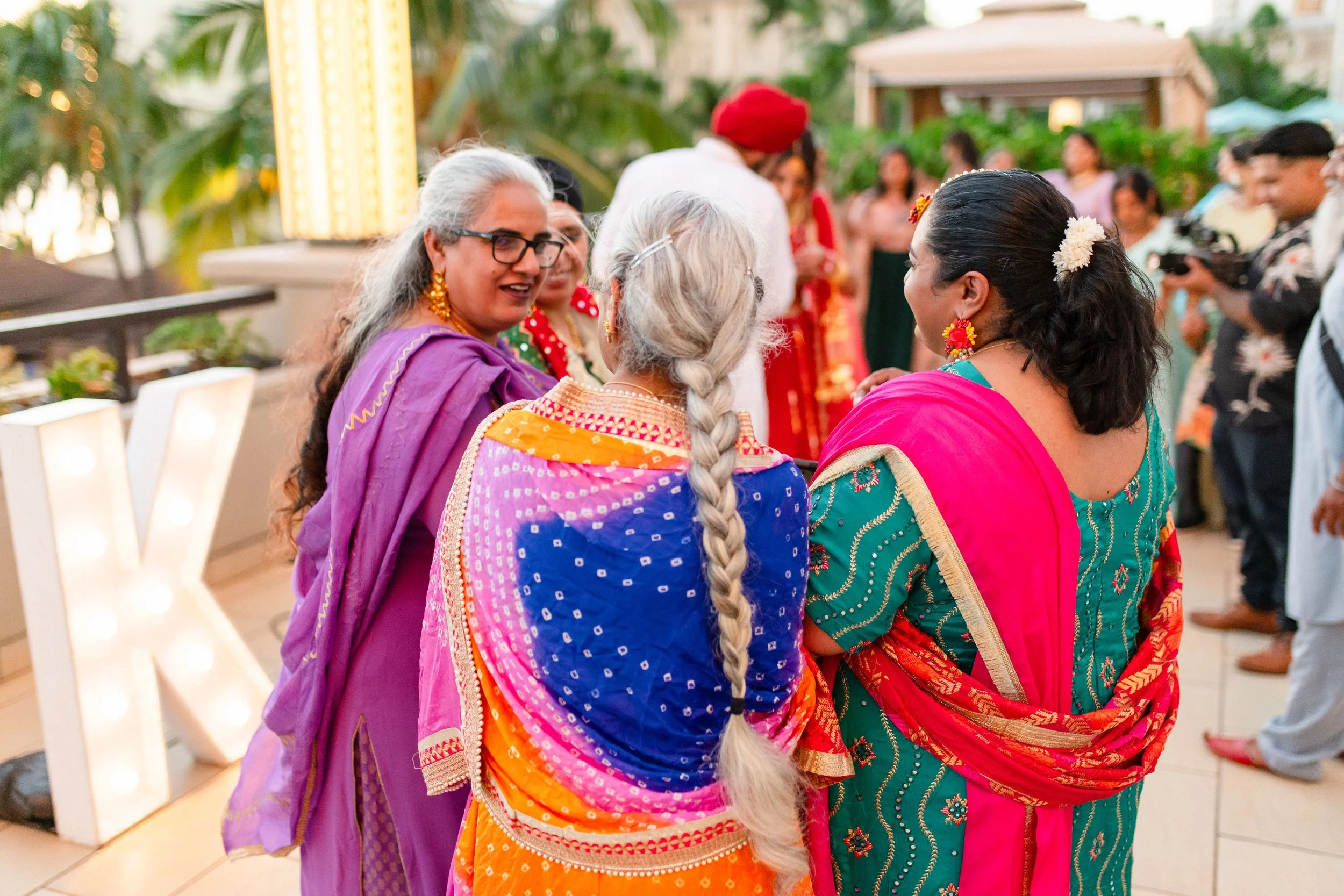 romantic-traditional-indian-wedding-oahu (80).jpg