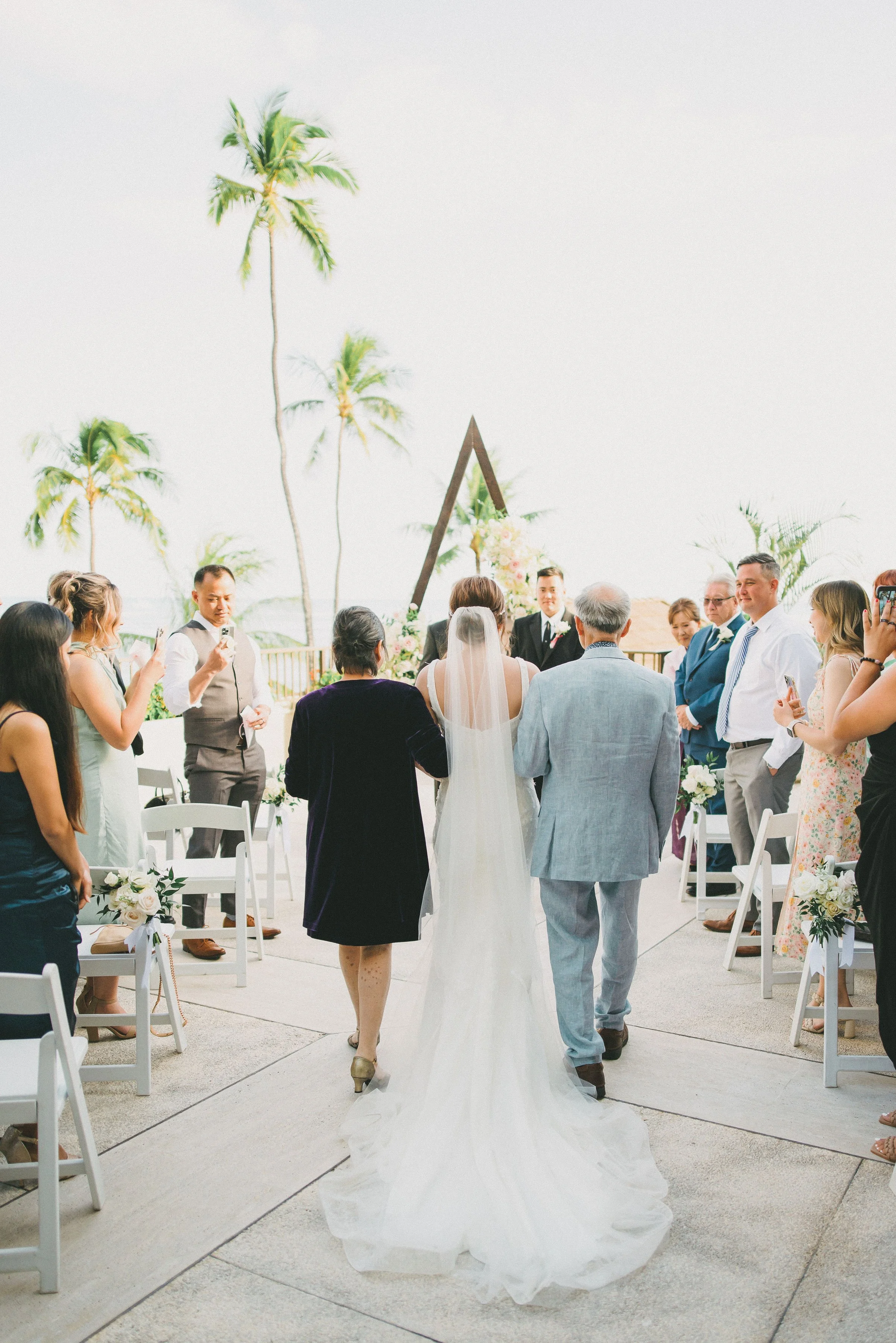 halekulani-hotel-wedding-venue-phototgrapher (76).jpg