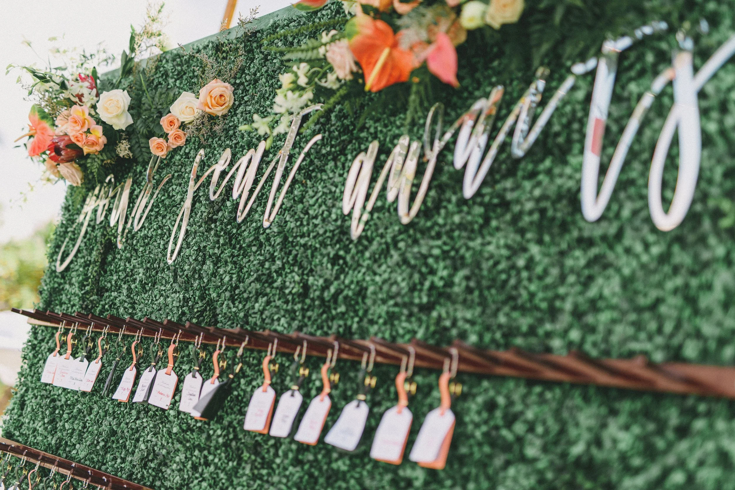 ritz-carlton-turtle-bay-wedding-phototgrapher (71).jpg