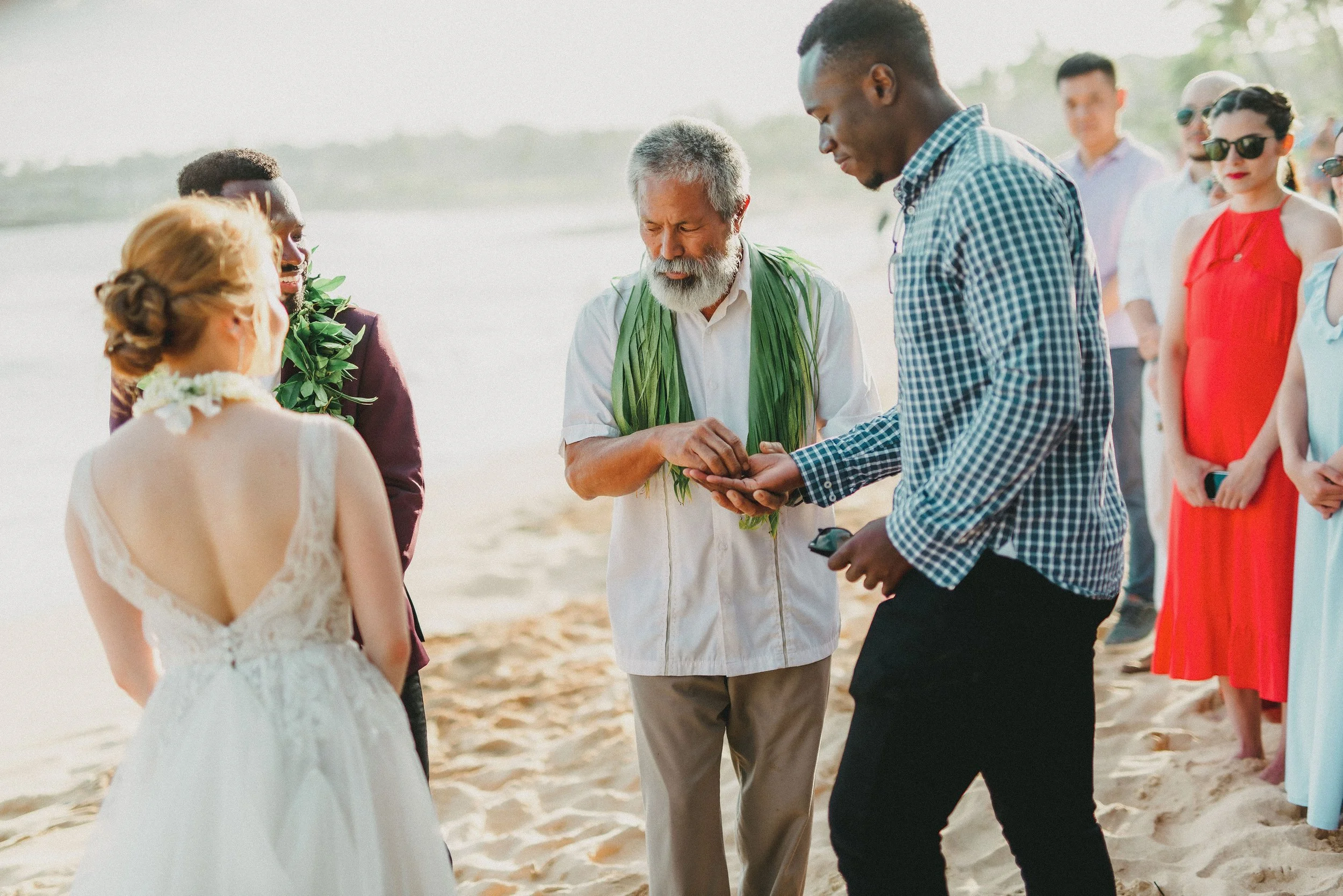 romantic-kauai-shipwreck-beach-wedding(26).jpg
