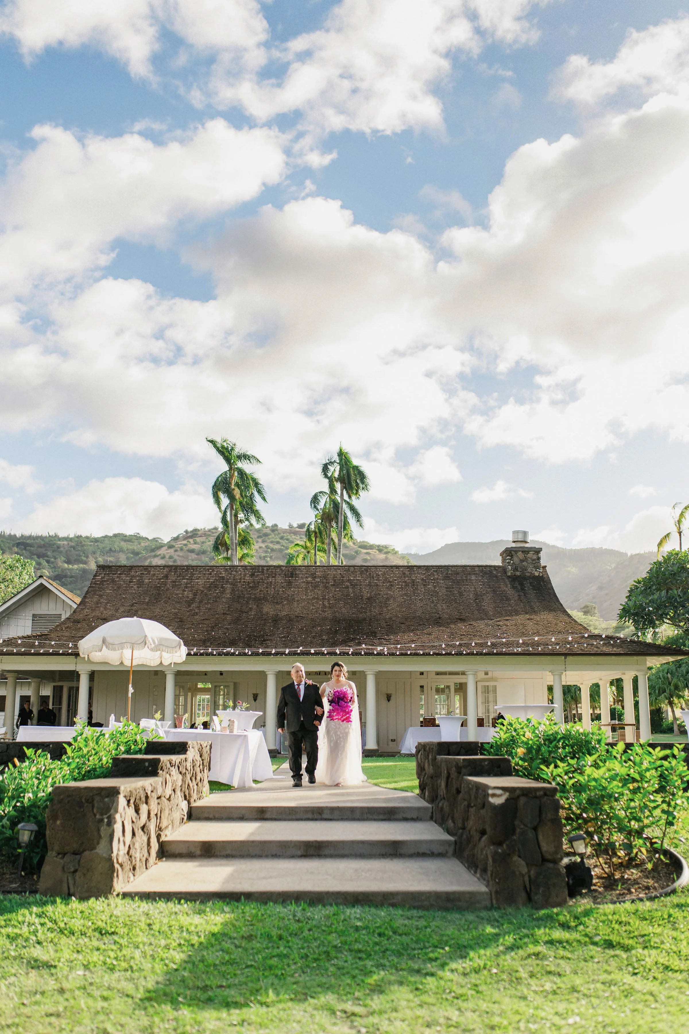 hawaii-north-shore-wedding-ceremony (69).jpg