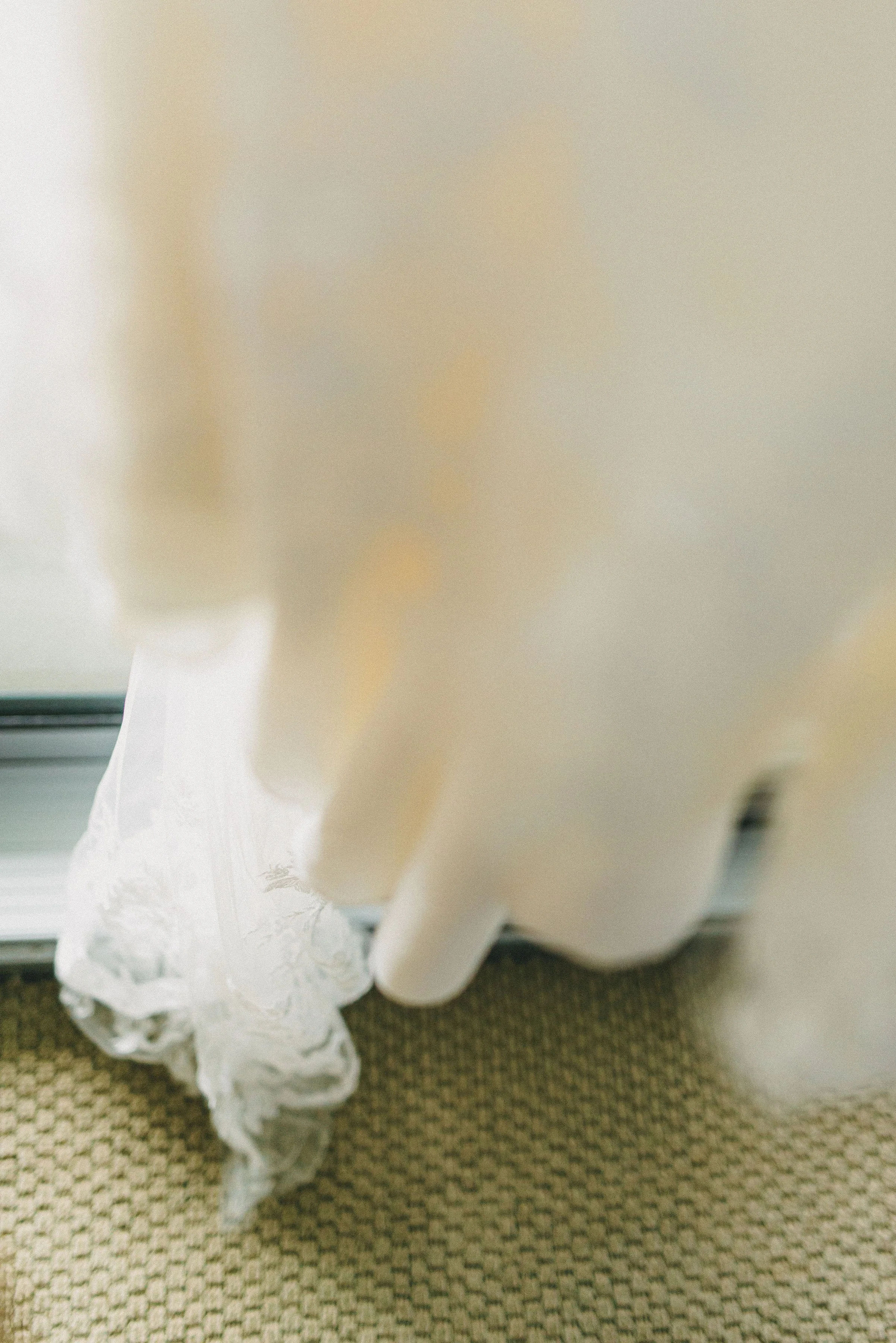 ritz-carlton-turtle-bay-wedding-phototgrapher (17).jpg
