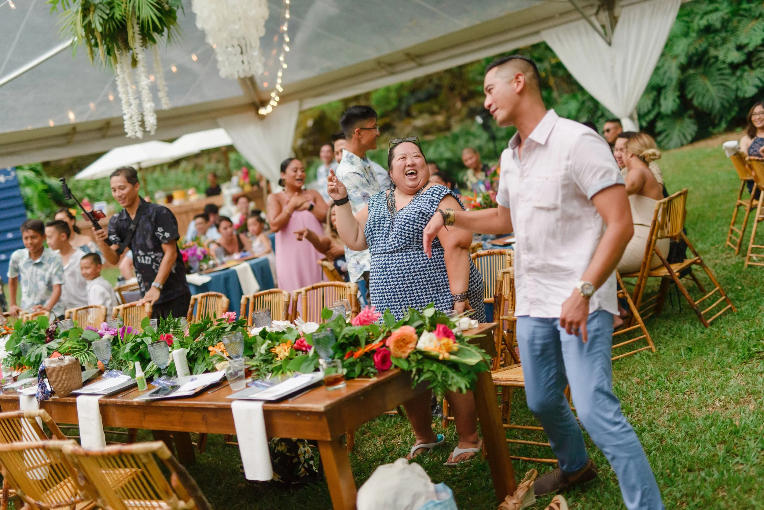 oahu-starry-waimea-valley-wedding-reception-details- (133).jpg