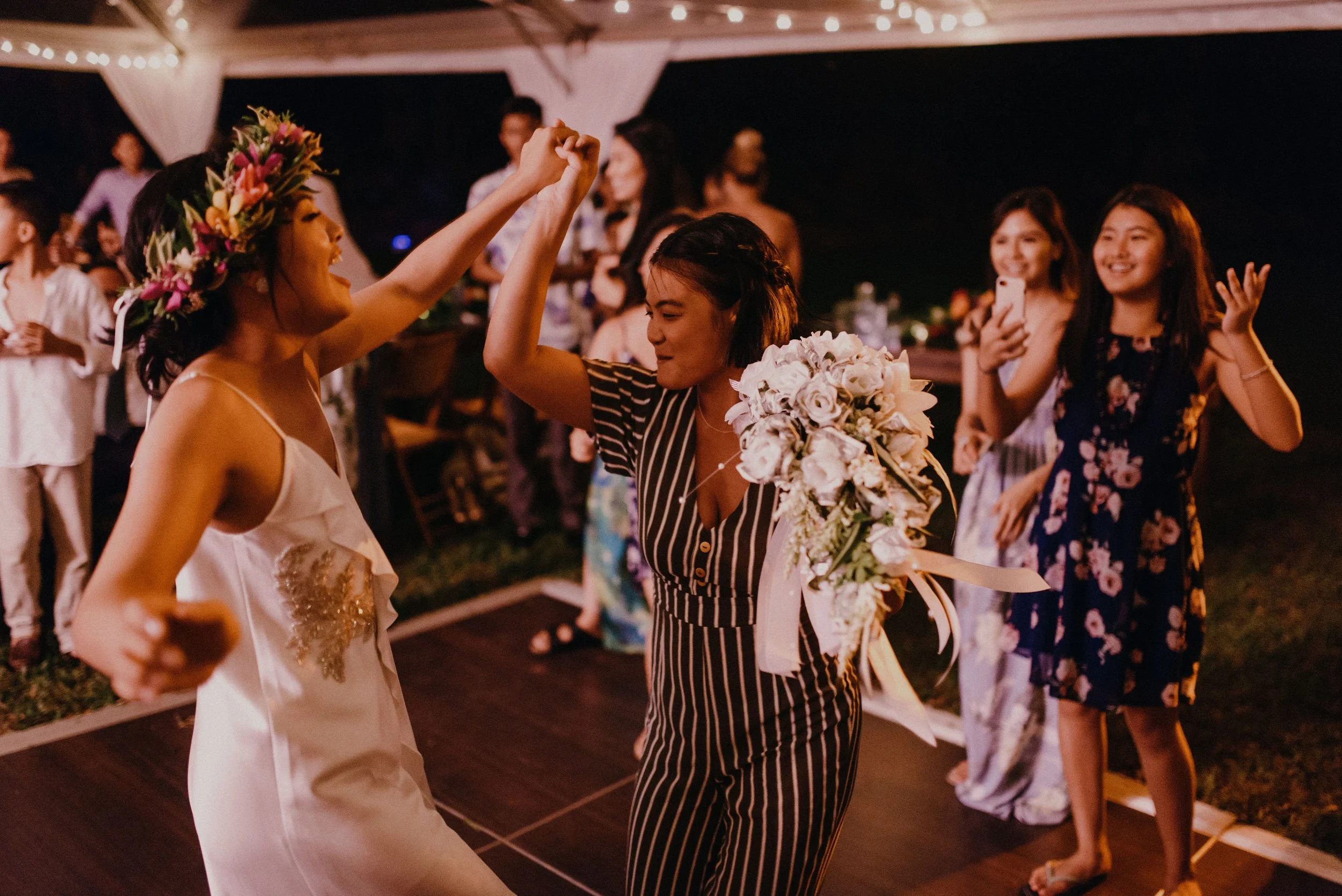 colorful-starry-waimea-valley-wedding-reception (54).jpg