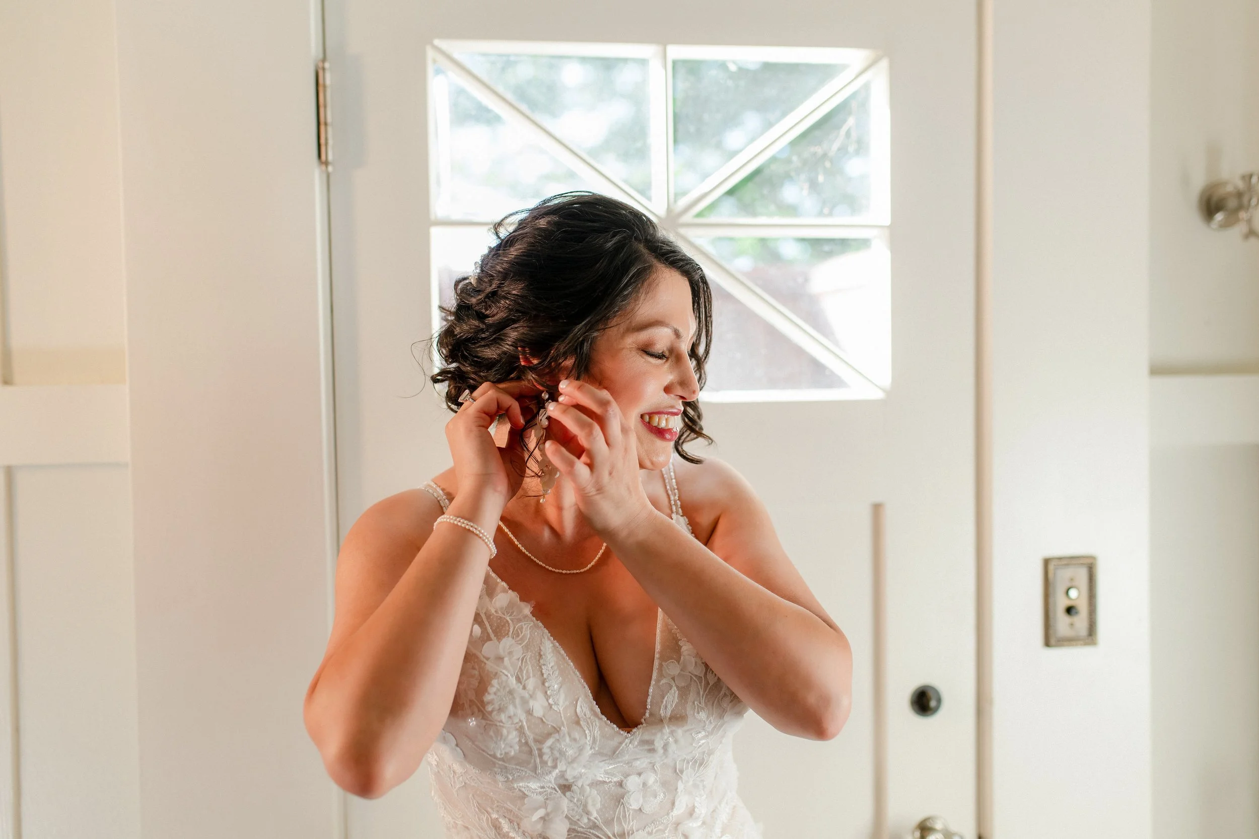 romantic-north-shore-wedding-getting-ready (115).jpg