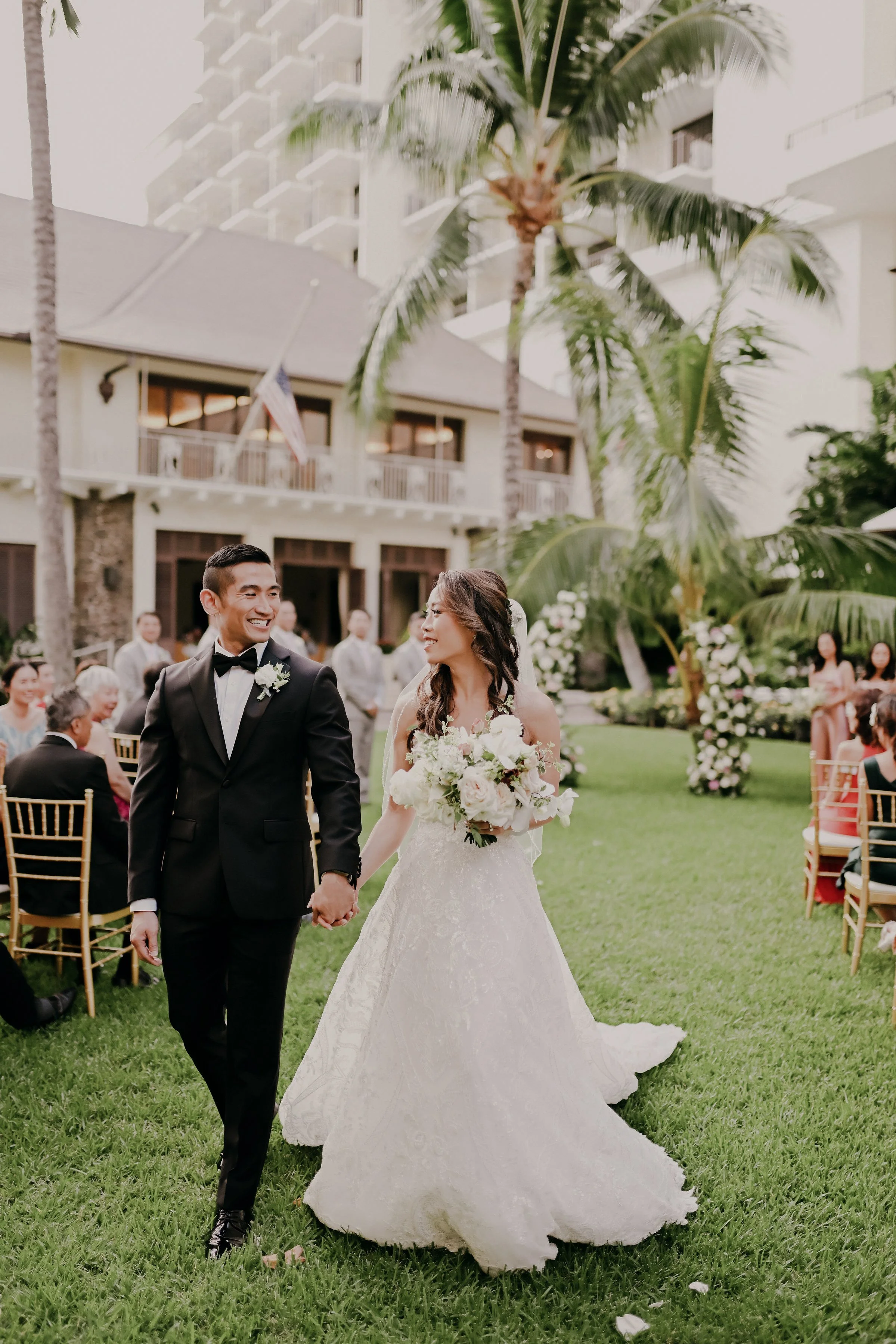halekulani-hotel-wedding-venue-phototgrapher (148).jpg