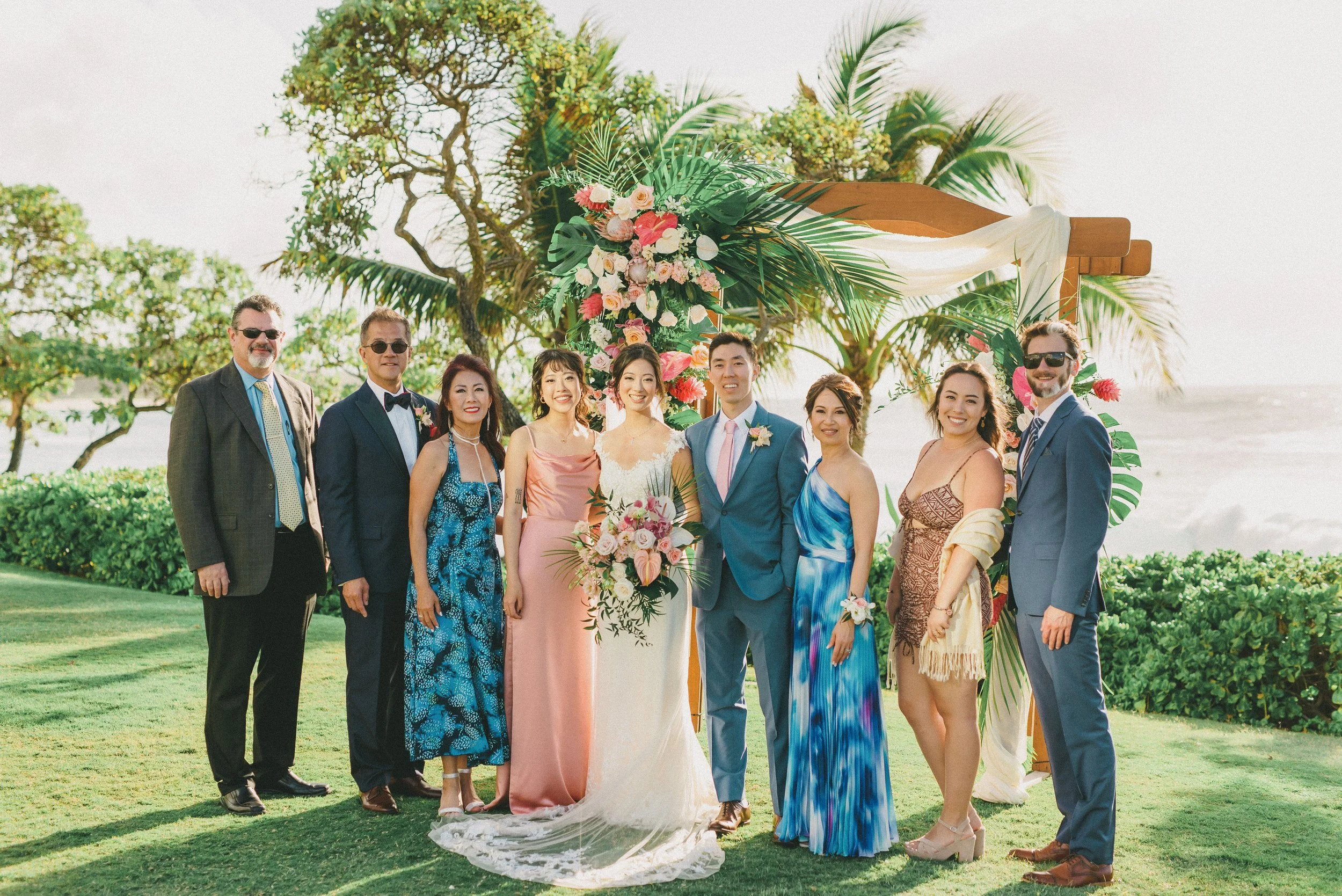ritz-carlton-turtle-bay-wedding-phototgrapher (11).jpg