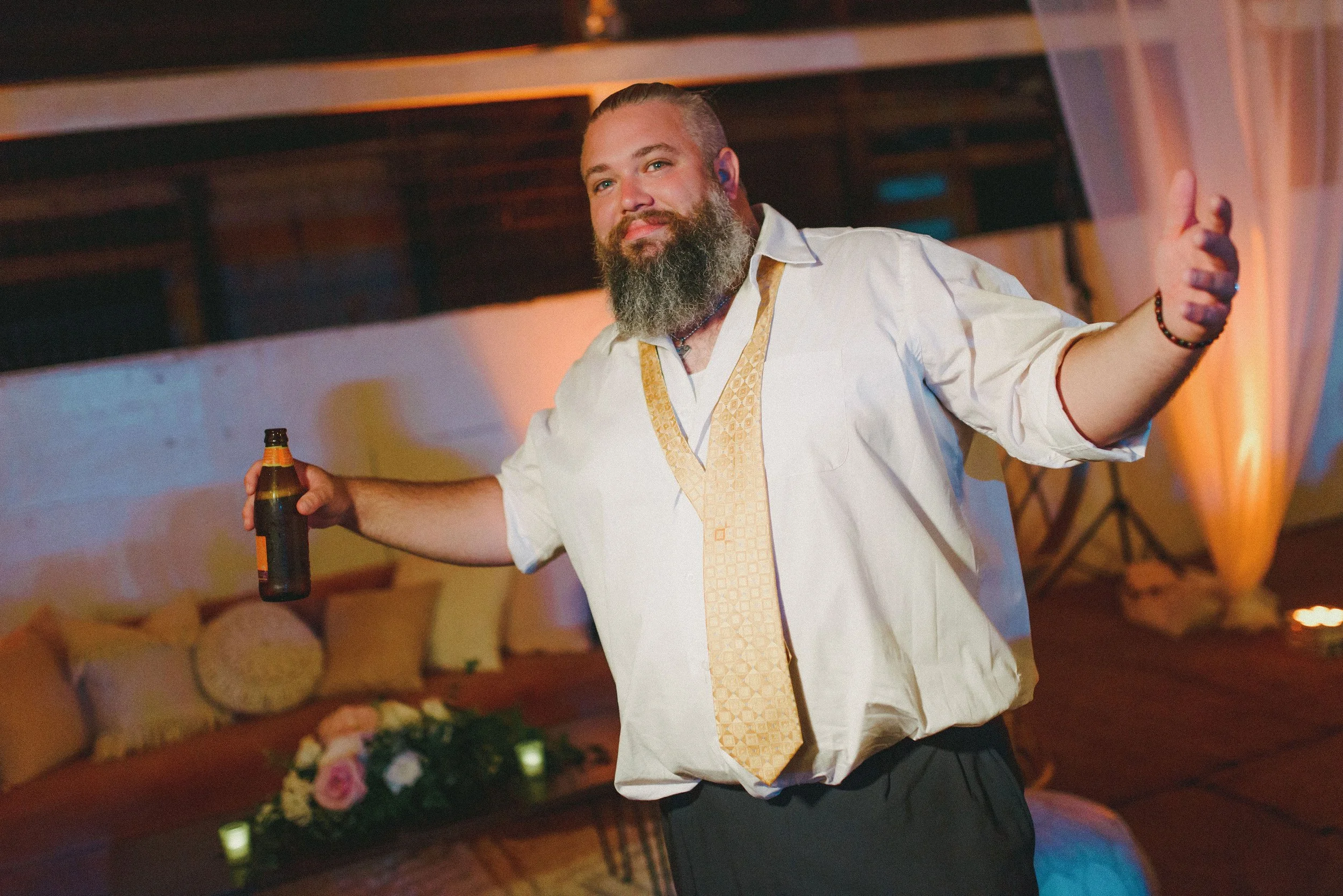 reception-details-timeless-hawaii-oahu-photography-sunset-ranch-wedding(823).jpg