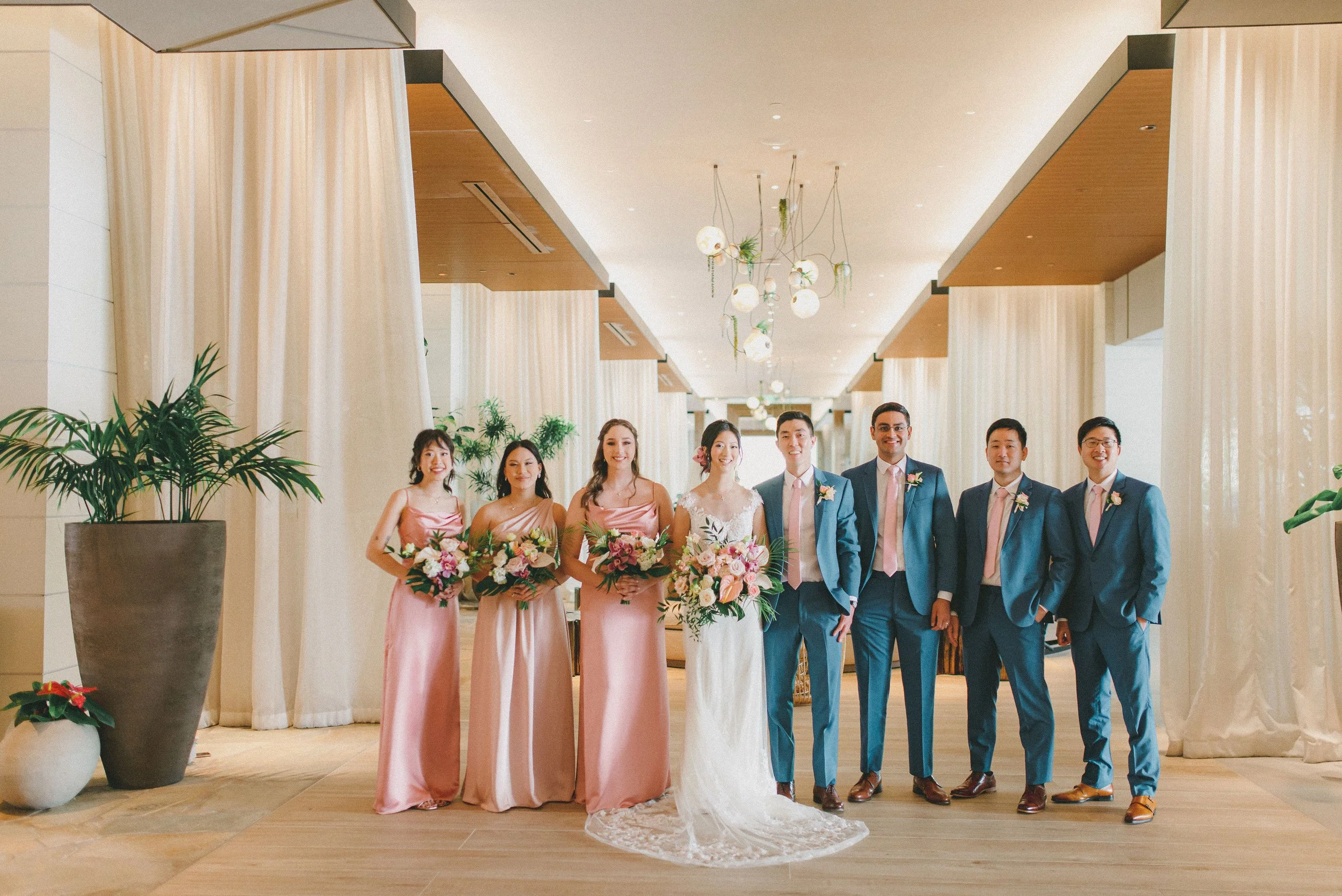 ritz-carlton-turtle-bay-wedding-phototgrapher (42).jpg