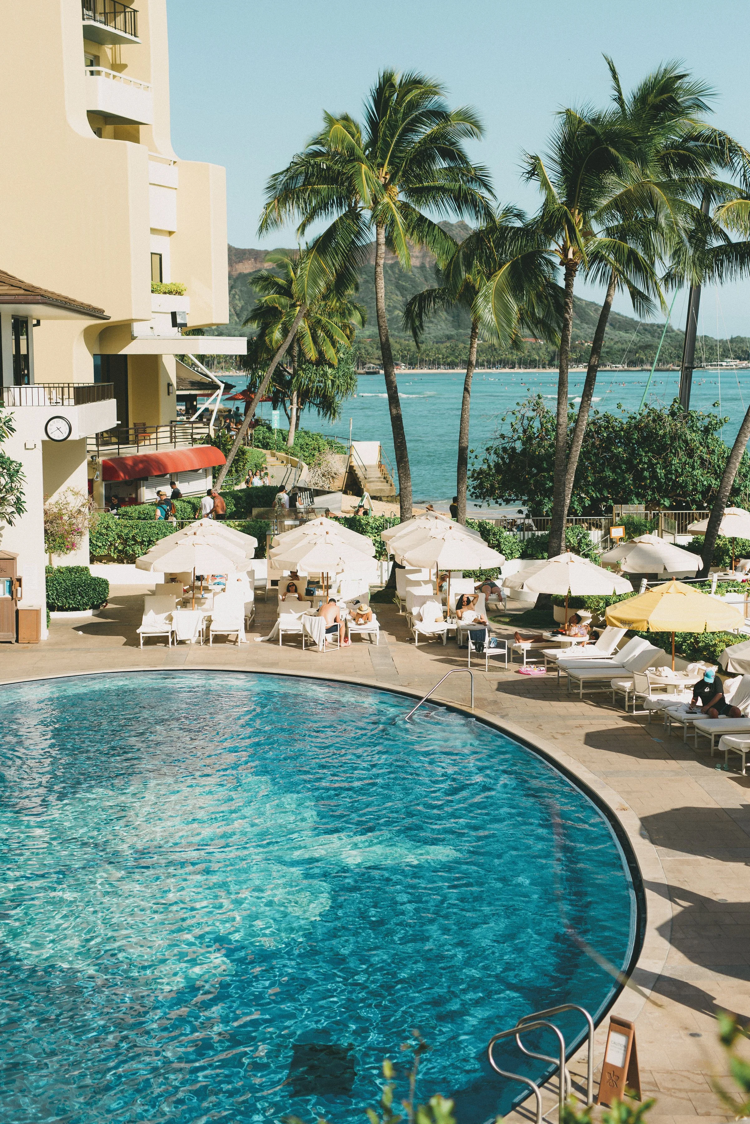 halekulani-hotel-wedding-venue-phototgrapher (59).jpg