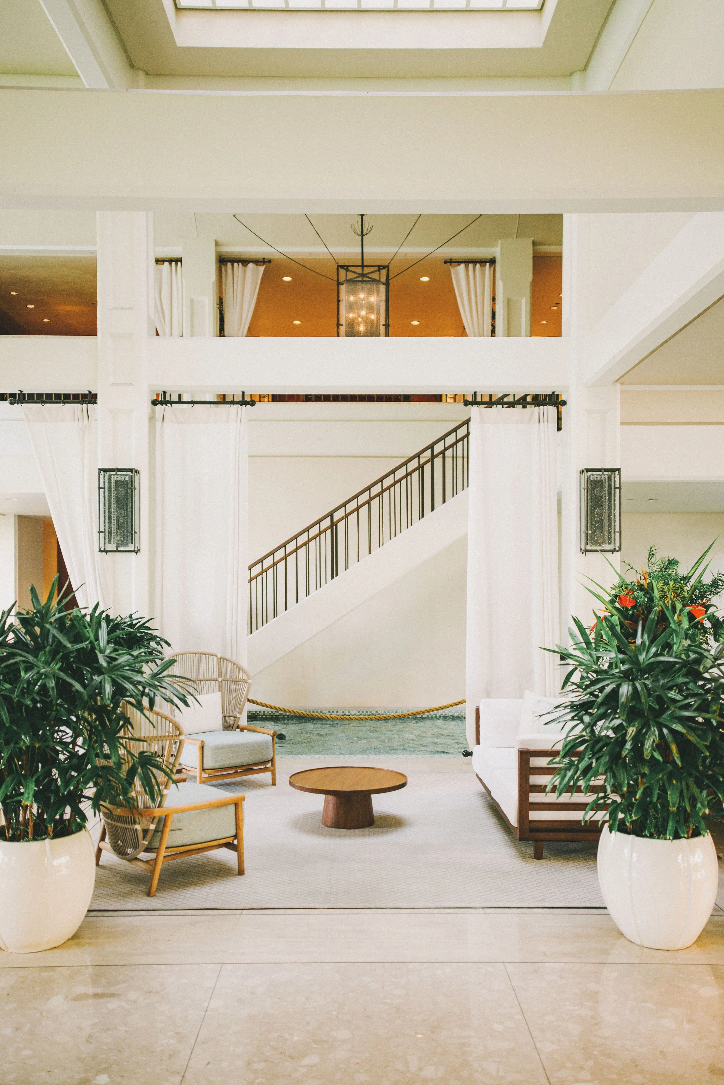 halekulani-hotel-wedding-venue-phototgrapher (29).jpg