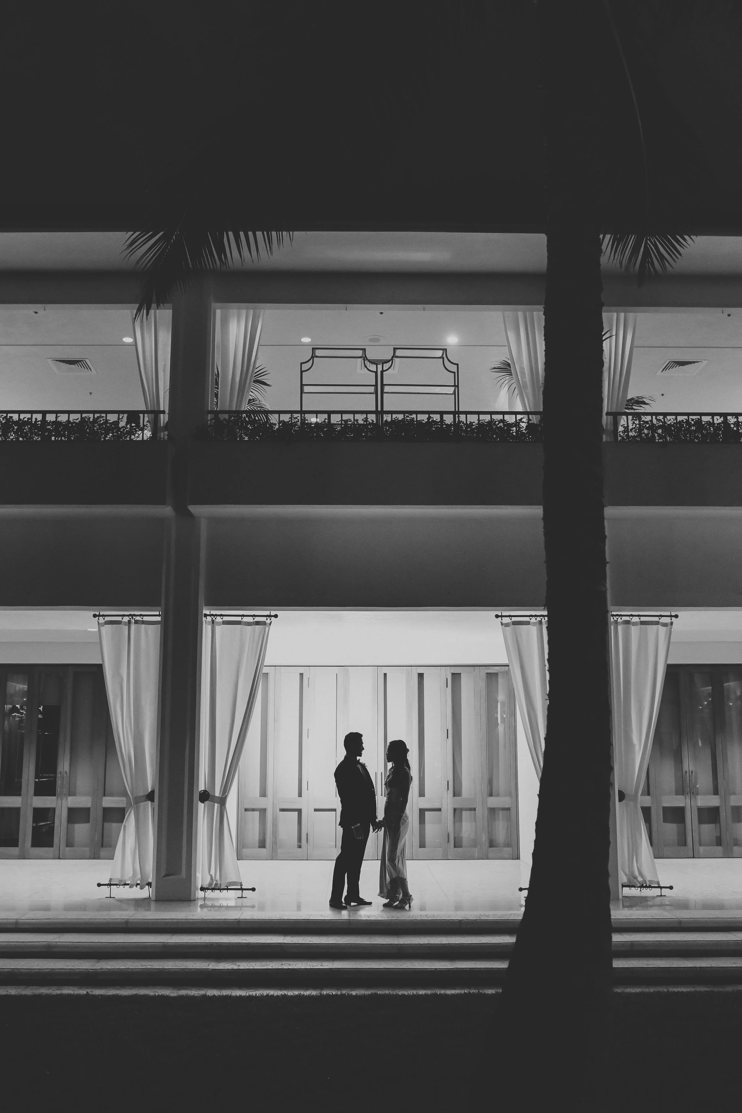 halekulani-hotel-wedding-venue-phototgrapher (183).jpg
