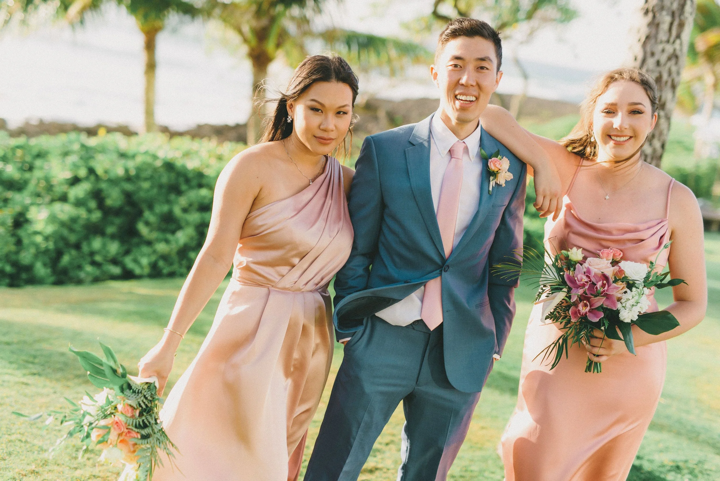ritz-carlton-turtle-bay-wedding-phototgrapher (30).jpg