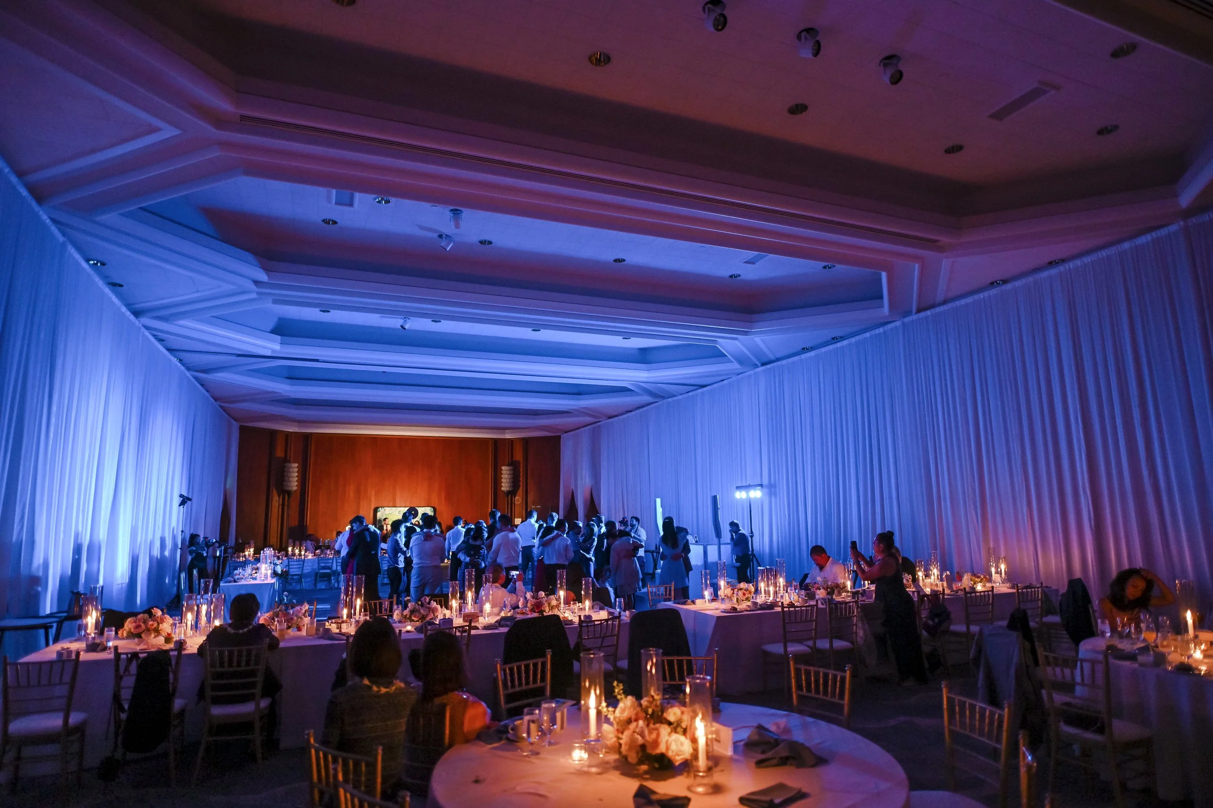 halekulani-hotel-wedding-venue-phototgrapher (179).jpg