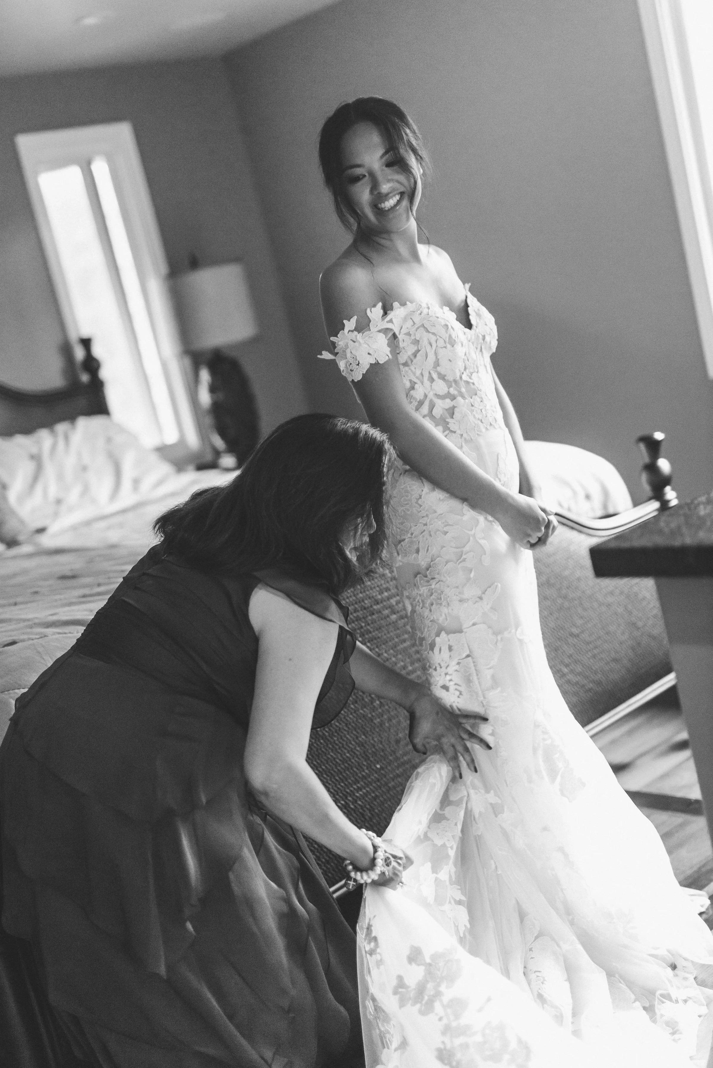 hawaii-romantic-waimea-valley-wedding-details (19).jpg