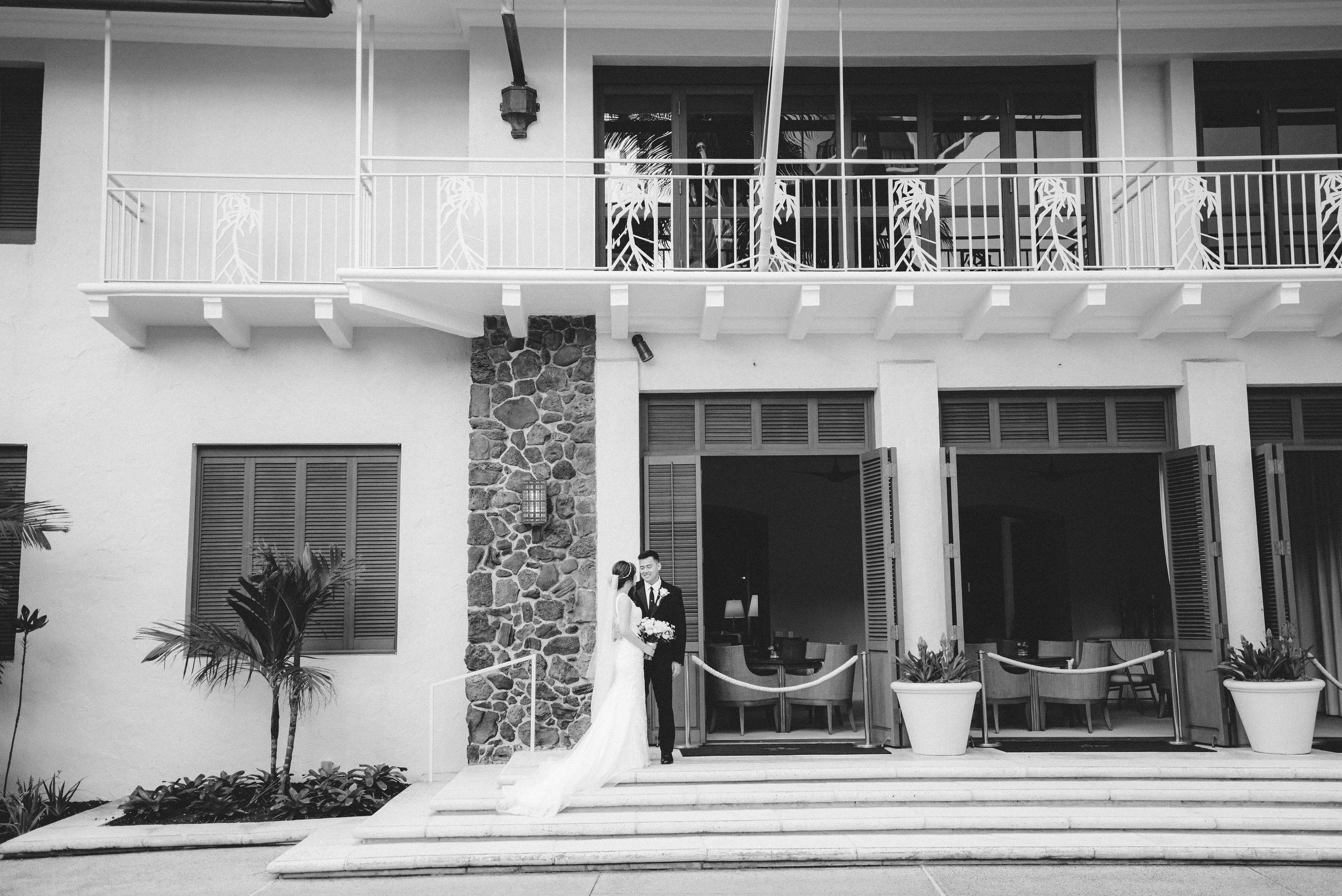 halekulani-hotel-wedding-venue-phototgrapher (48).jpg