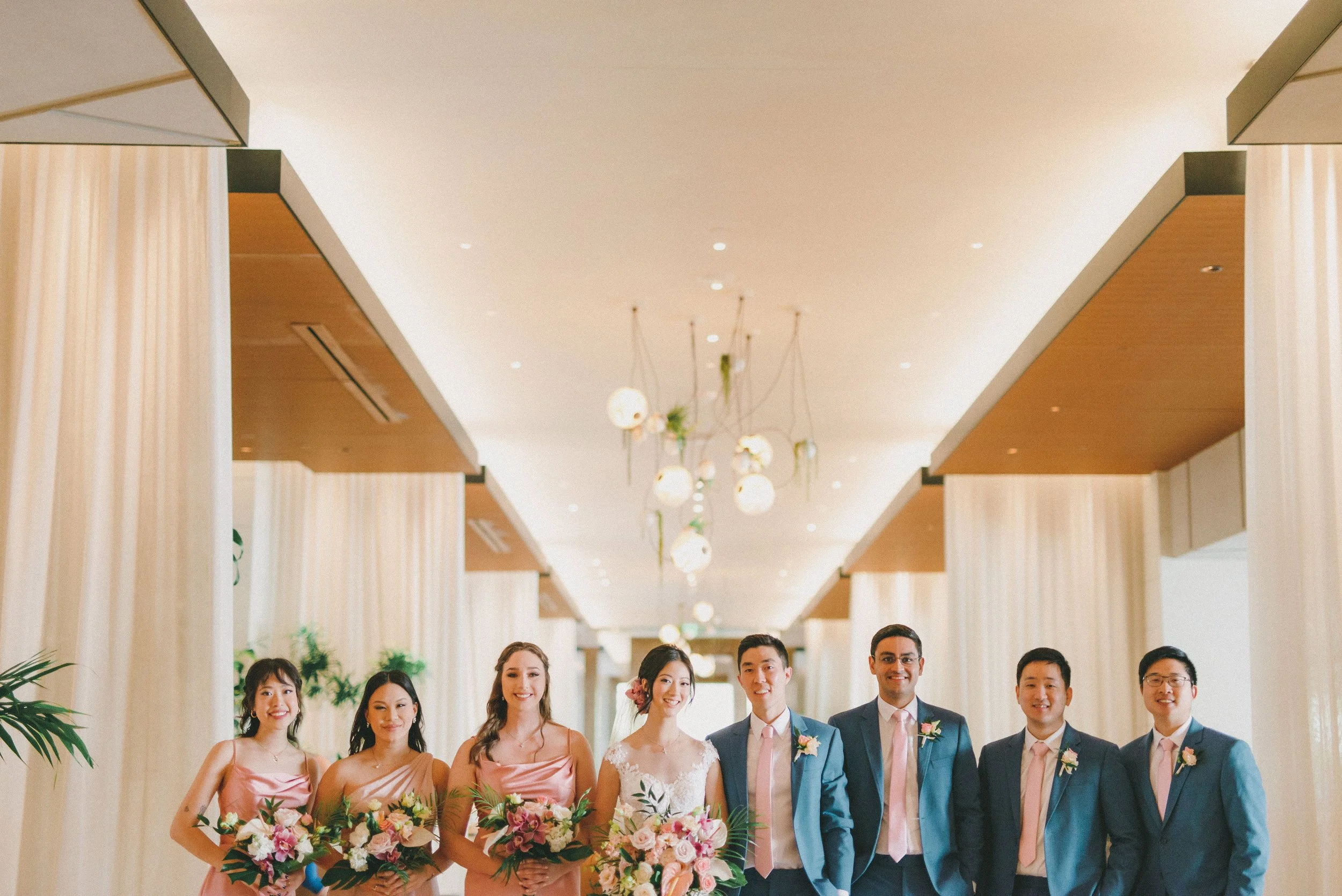 ritz-carlton-turtle-bay-wedding-phototgrapher (41).jpg