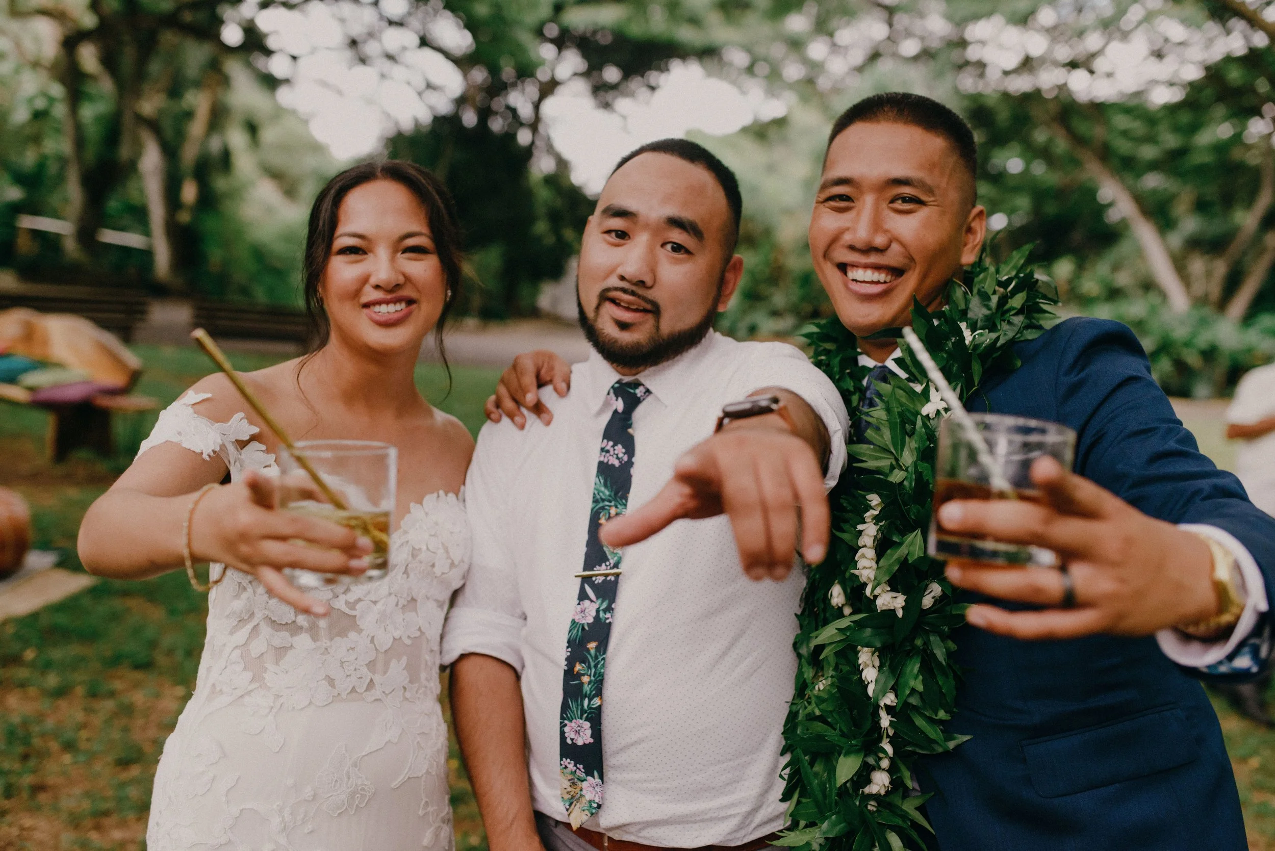 oahu-hawaii-tropical-starry-boho-waimea-valley-wedding-reception-details- (54).jpg
