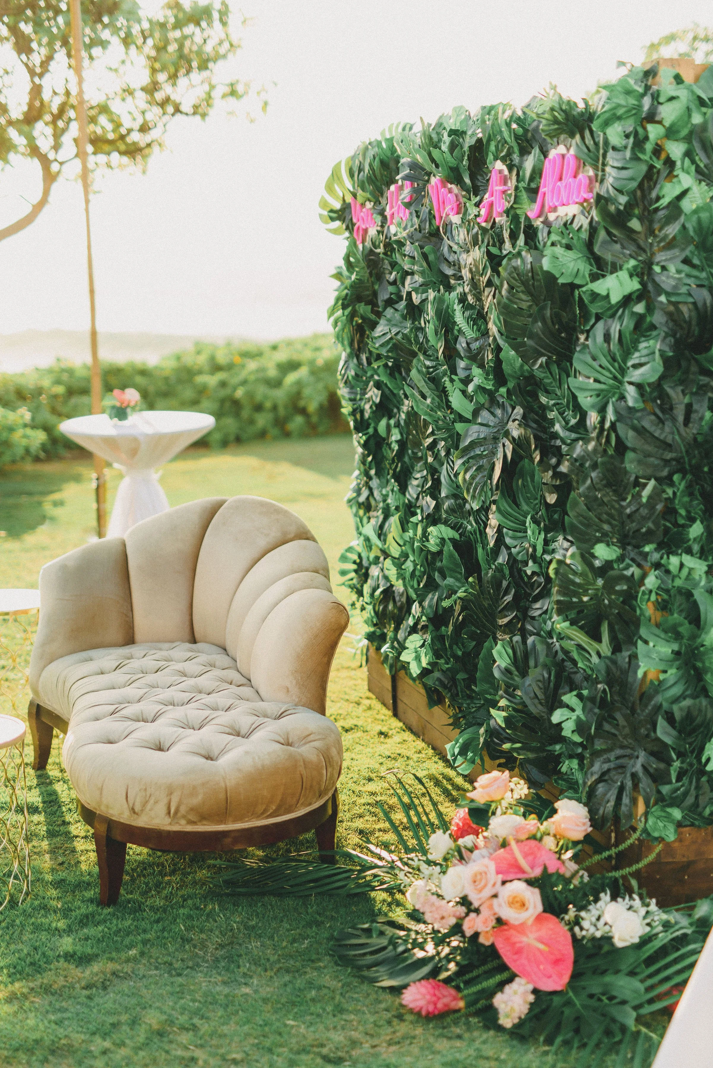 ritz-carlton-turtle-bay-wedding-phototgrapher (48).jpg