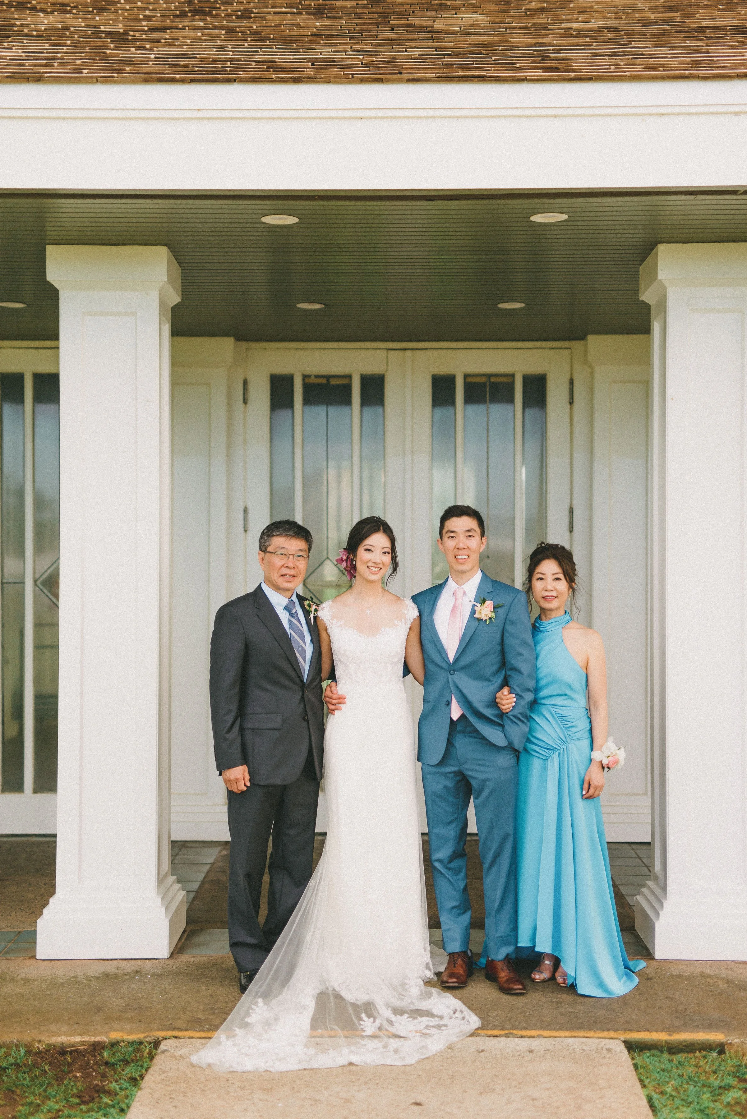 ritz-carlton-turtle-bay-wedding-phototgrapher (2).jpg