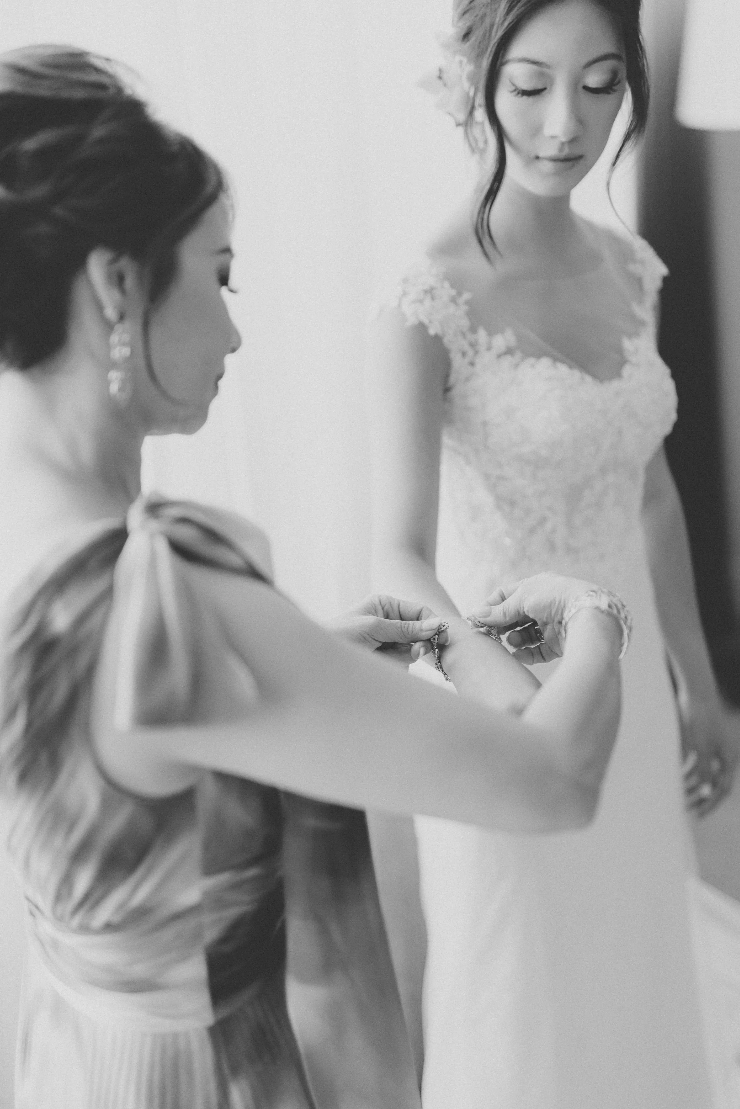 ritz-carlton-turtle-bay-wedding-phototgrapher (26).jpg