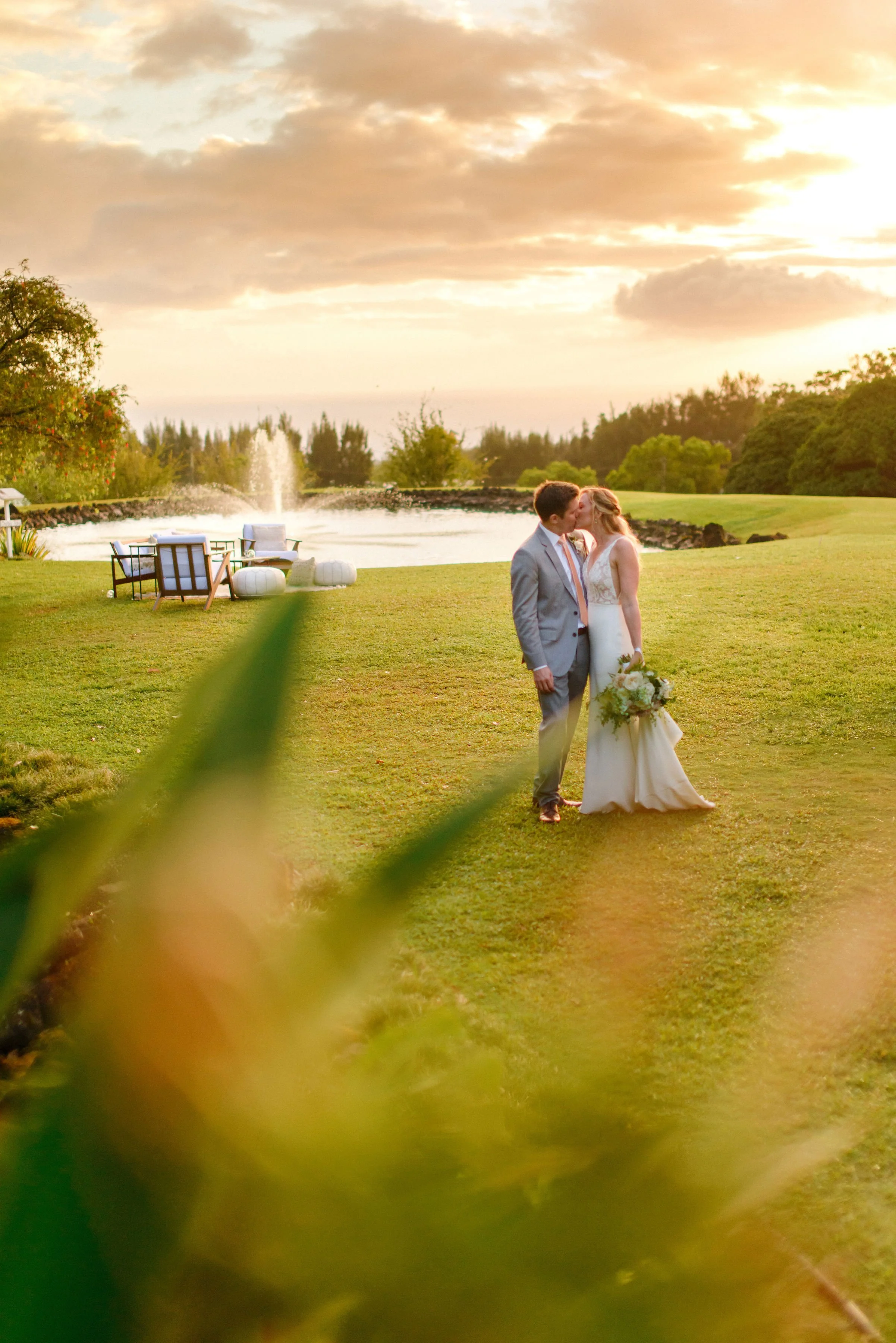 timeless-hawaii-oahu-sunset-ranch-wedding(703).jpg