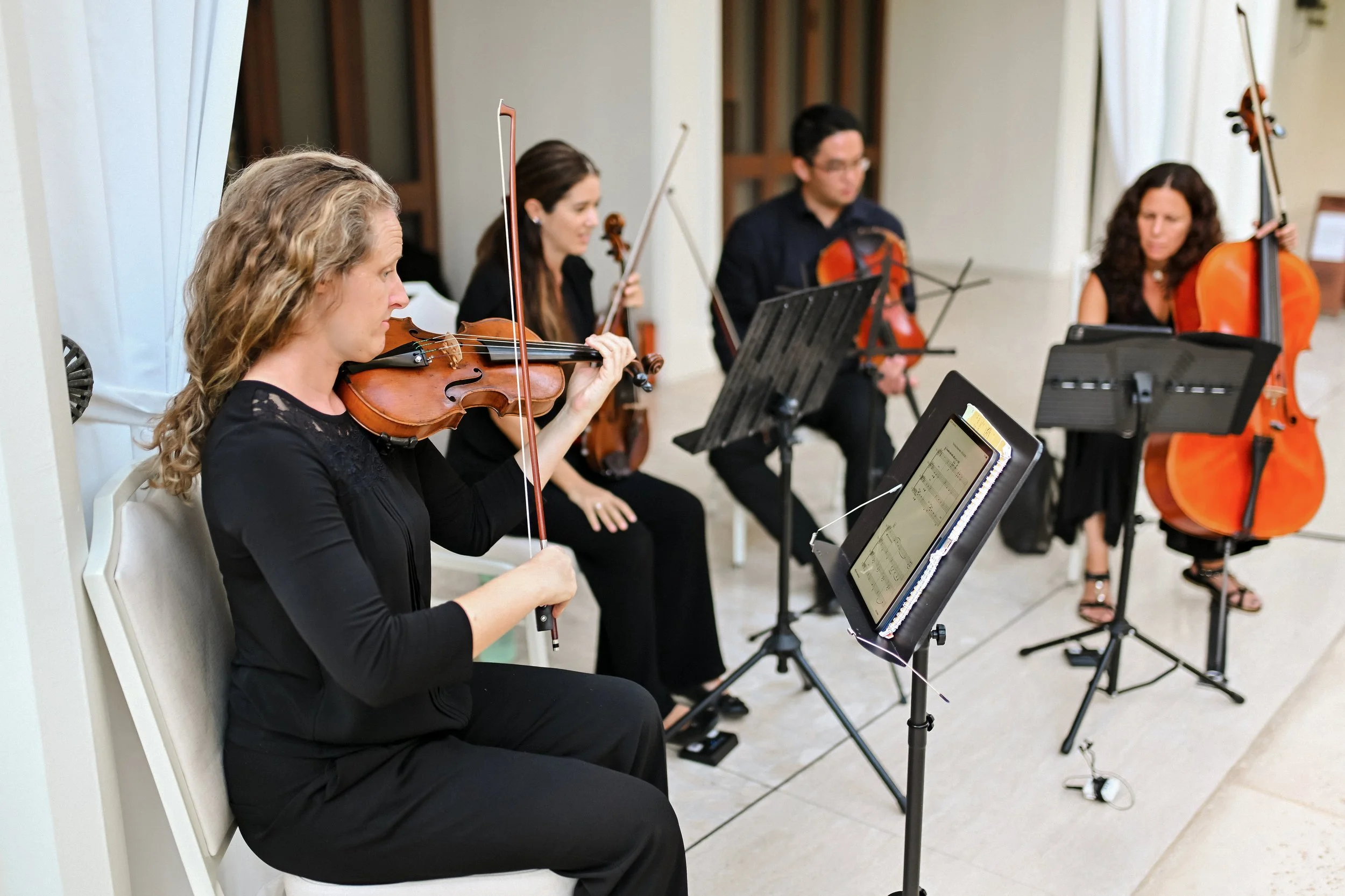 halekulani-hotel-wedding-venue-phototgrapher (138).jpg