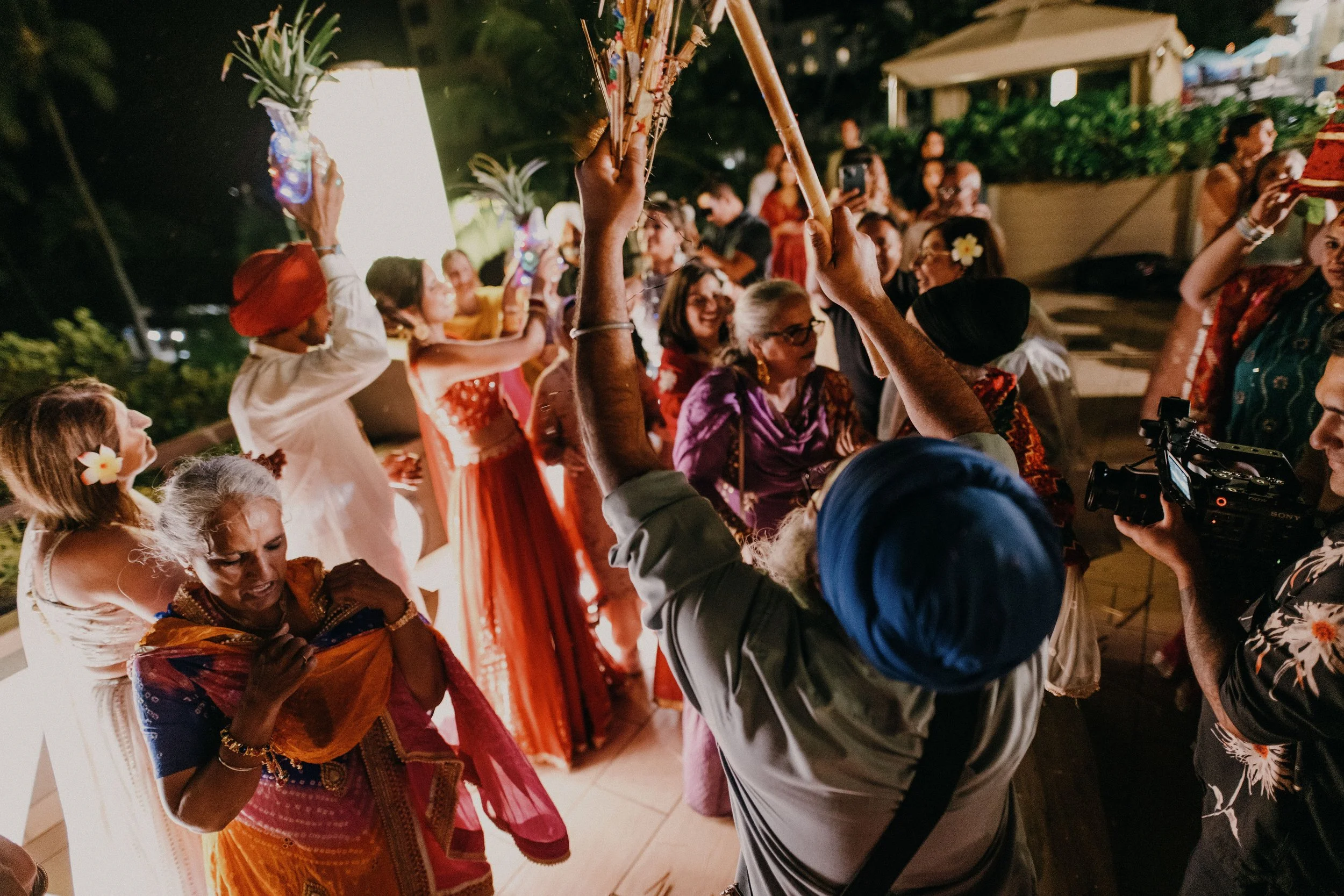 romantic-hawaii-indian-wedding-photographer- (103).jpg