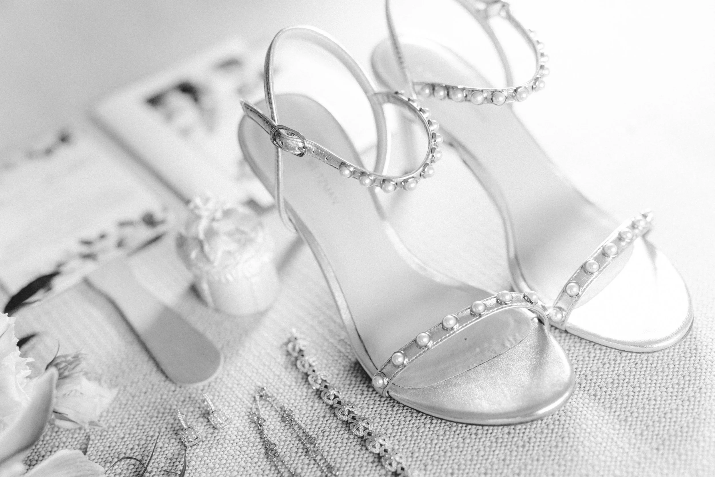 ritz-carlton-turtle-bay-wedding-phototgrapher (11).jpg